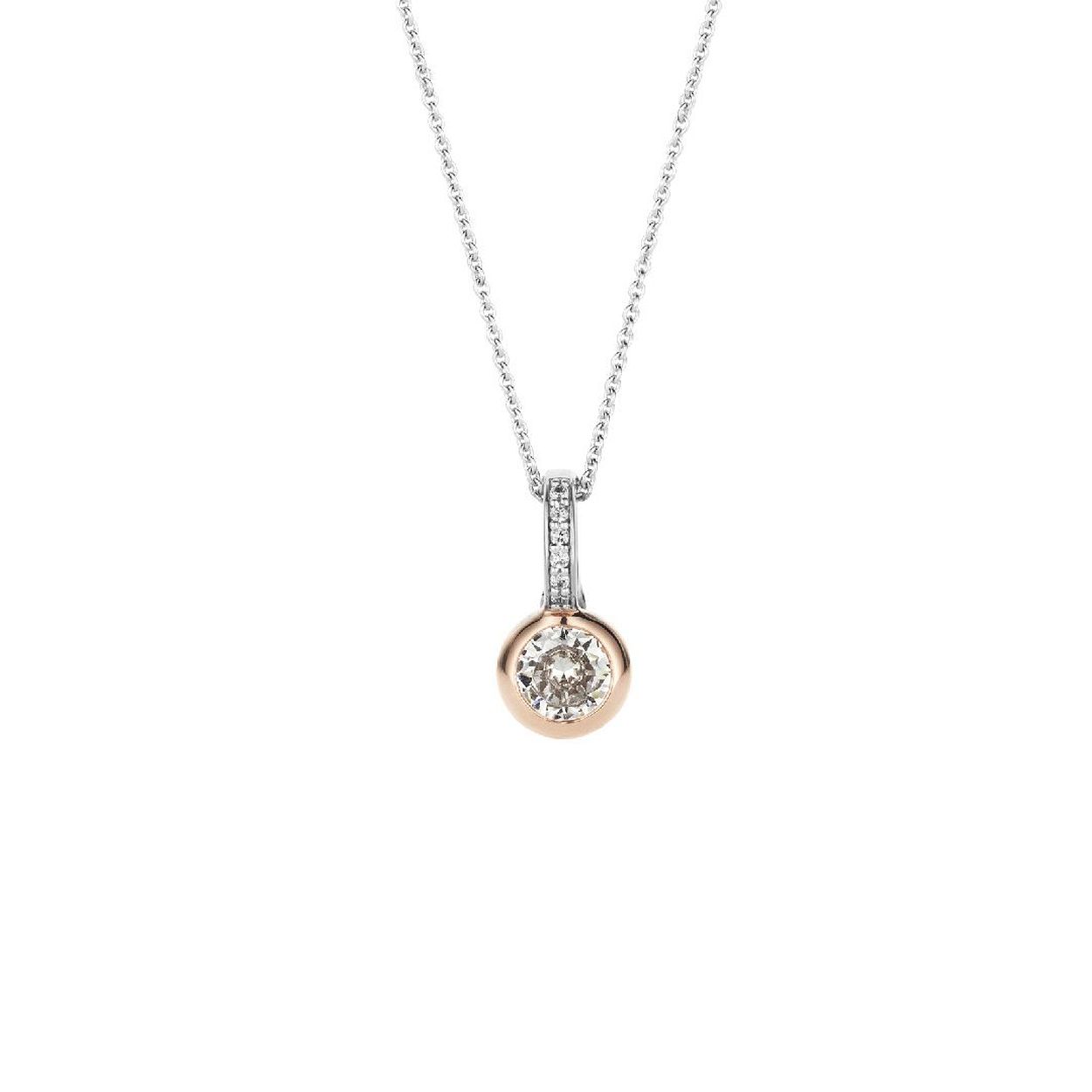 Ti Sento Milano zilveren ketting met hanger. De zetting rondom de steen is rosé kleurig. De clipeye aan de hanger, waarmee je de hanger eenvoudig kunt wisselen van ketting, heeft kleine zirkonia's wat voor nog meer schittering zorgt! Draag de hanger alleen of combineer met meerdere hangers.
