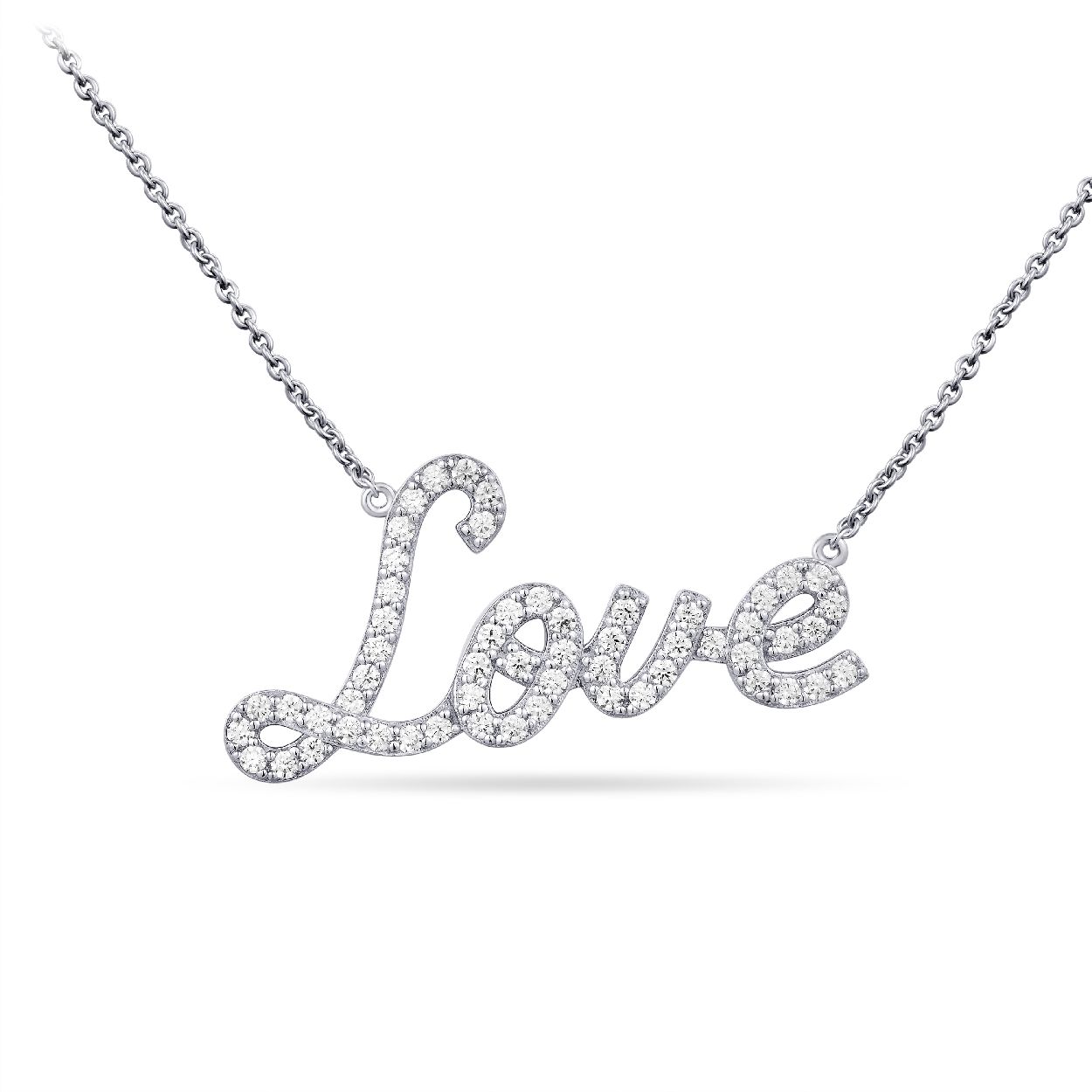 Schitterende zilveren anker collier met in het midden de letters Love gezet met diamant geslepen zirkonia in pavezetting.  Het anker collier is te dragen vanaf een lengte van 42 cm, maar gemakkelijk te verstellen tot 47 cm.