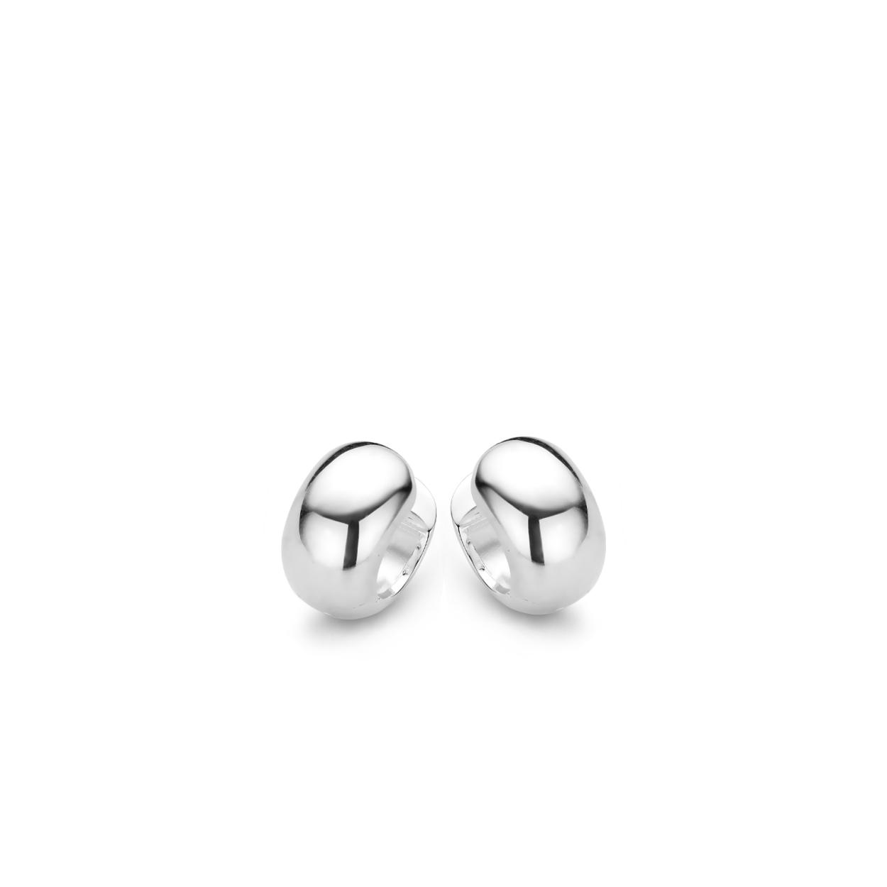 Moments Jewelry  zijn sieraden waar jouw sieradenkist niet zonder kan. De zilveren sieraden zijn gerhodineerd, of verguld in het ros� of geel goud. Wanneer gezet met stenen, is gebruik gemaakt van briljant geslepen zirconia's.