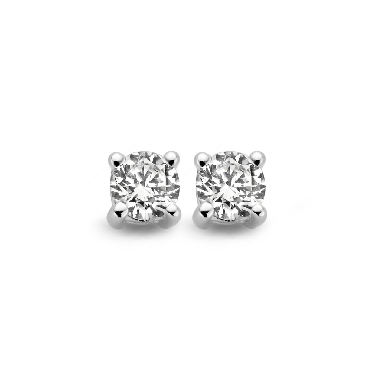 Moments Jewelry  zijn sieraden waar jouw sieradenkist niet zonder kan. De zilveren sieraden zijn gerhodineerd, of verguld in het rosé of geel goud. Wanneer gezet met stenen, is gebruik gemaakt van briljant geslepen zirconia's.