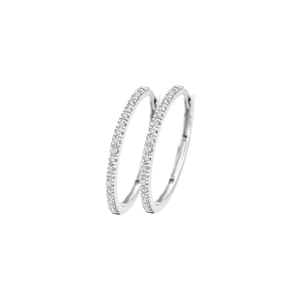 Dit zijn 14kt witgouden klapcreolen bezet met zirconia van het merk Blush voor dames