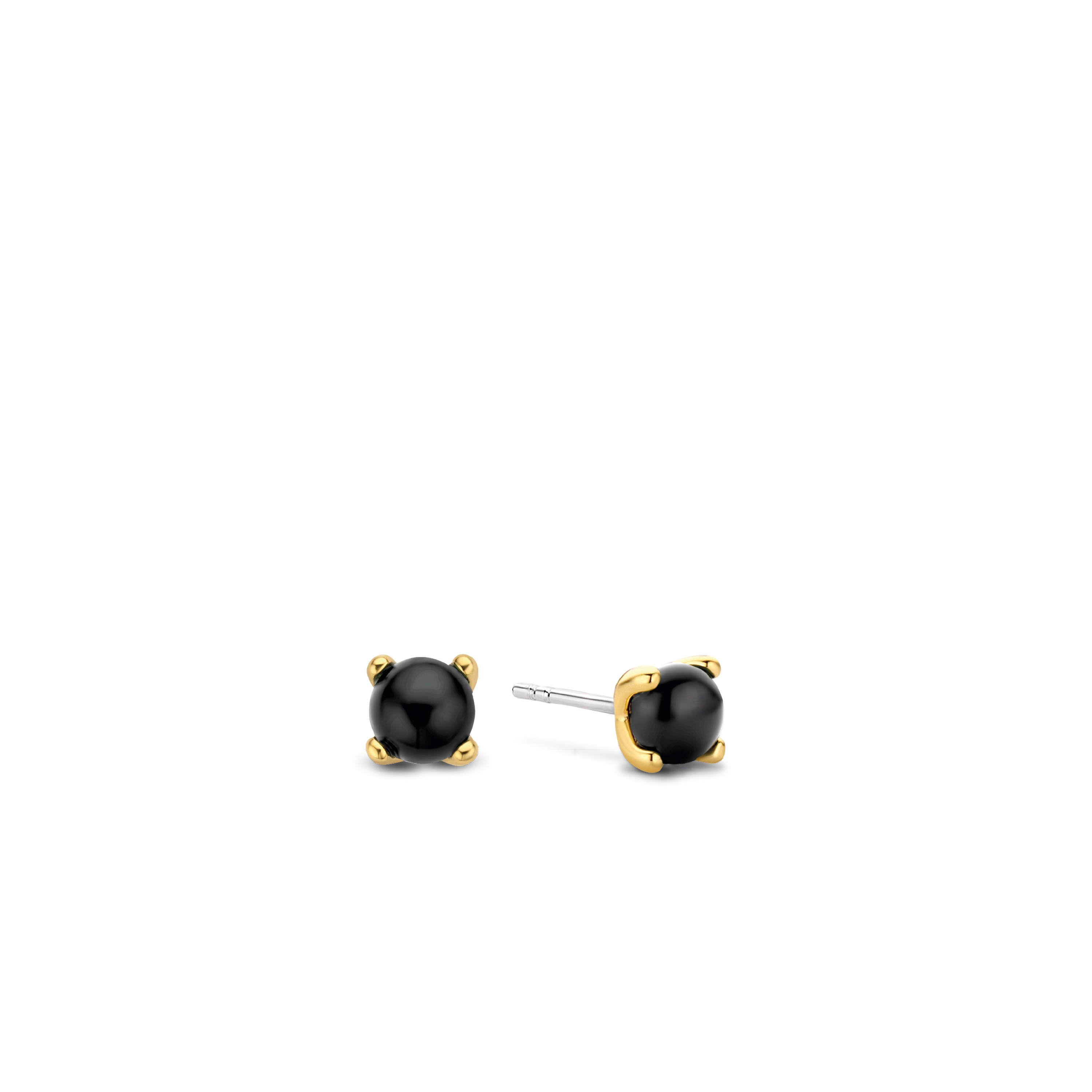 Deze TI SENTO - Milano Oorbellen 7768BO zijn gemaakt van Zilver gold plated. De kleurstelling van deze oorbellen zijn Zwarte Onyx. Alle TI SENTO - Milano producten worden geleverd in een luxe geschenkverpakking.