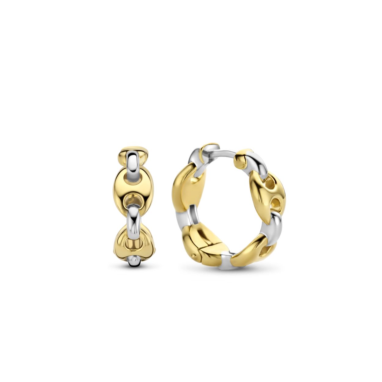 Deze TI SENTO - Milano Oorbellen 7877SY zijn gemaakt van Zilver gold plated. De kleurstelling van deze oorbellen zijn Zilver geel verguld. Alle TI SENTO - Milano producten worden geleverd in een luxe geschenkverpakking.