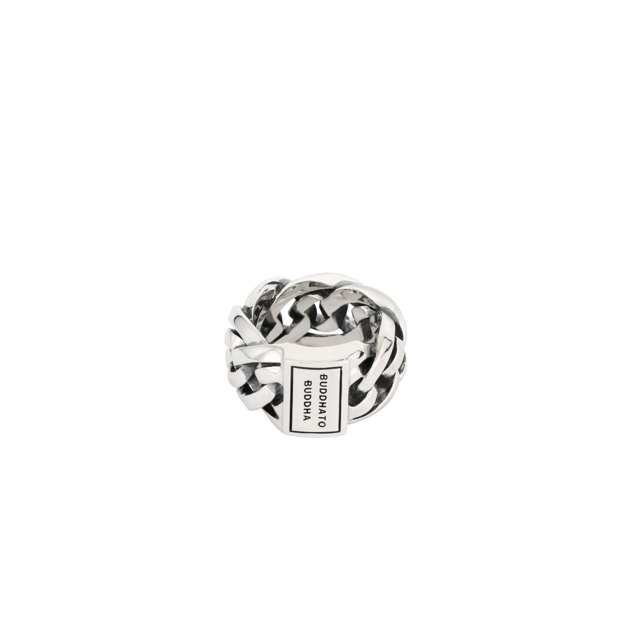 De Nathalie ring is een van de bekendste ringen uit de Heritage collectie op basis van de Nathalie schakel. De aparte dubbele schakel maakt deze sterling zilveren ring tot een echte blikvanger. Creëer een vlotte en stoere look met deze tijdloze en handgemaakte ring. De Nathalie Ring is groter dan de Nathalie Small Ring.