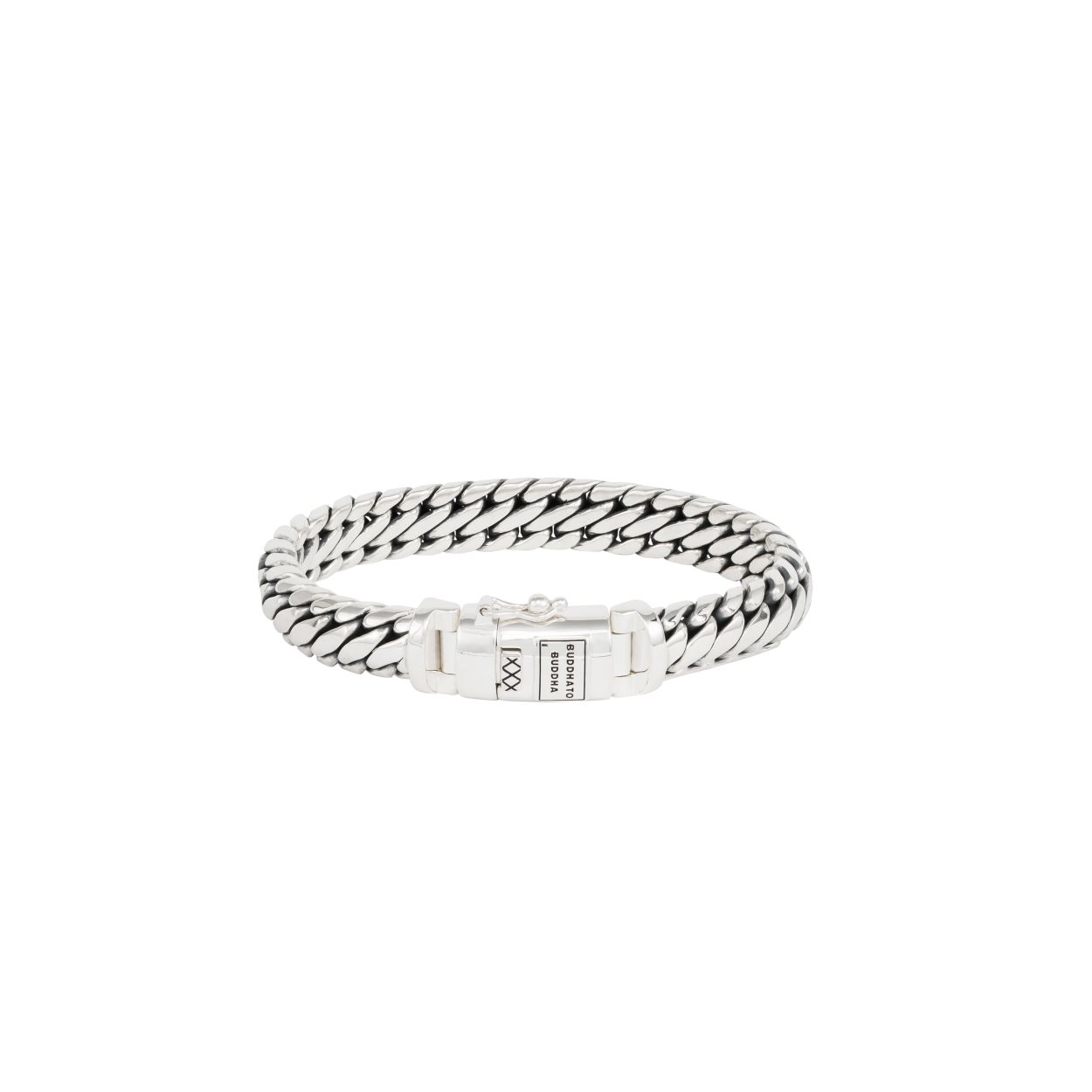 De Ben schakel is een klassieke familie bestaande uit zilveren ringen en armbanden en wordt met recht een echte Buddha to Buddha icoon genoemd. De sterling zilveren armband is een populaire variant van de iconische Ben schakel. Handgemaakt en tijdloos zoals alle Buddha to Buddha sieraden. De zilveren armband laat zich perfect combineren met andere Buddha to Buddha sieraden en geeft jouw outfit een stoere twist. De Ben armband is smaller dan de Ben Medium armband.