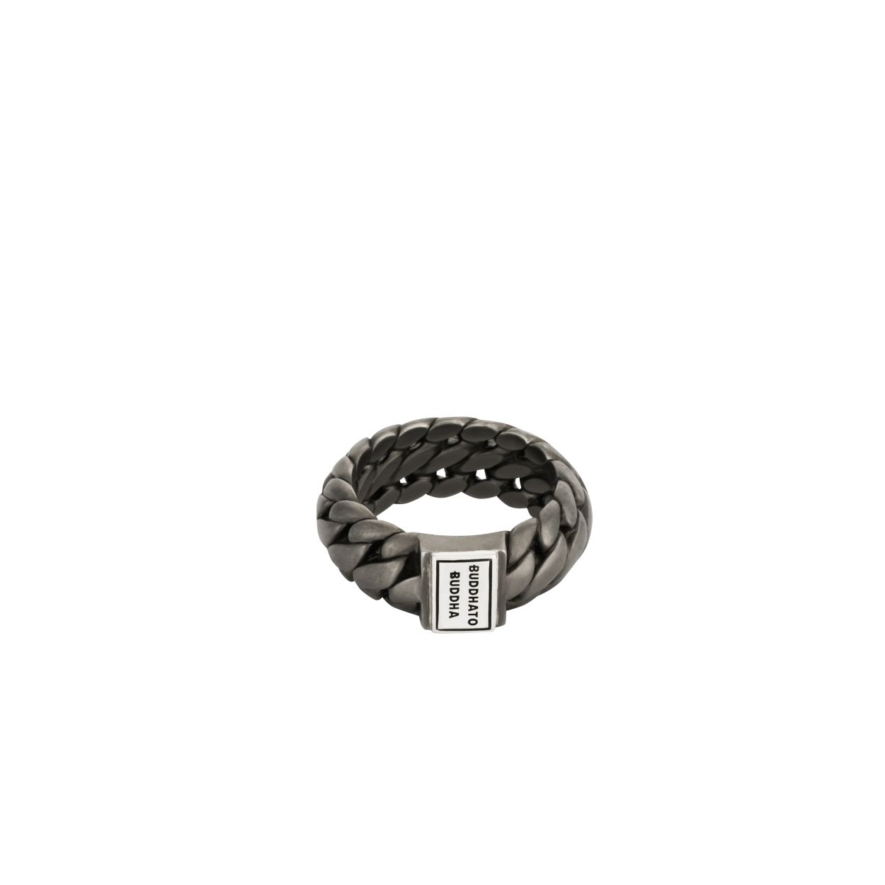 Het ontwerp van de ben small ring is aangepast met een unieke matte rhodium finishing en gepolijste zilveren details. jouw levensstijl en de natuurlijke elementen bepalen de look van je sieraad in de loop van tijd en cre�ren een vintage en ruwe uitstraling die een persoonlijk statement is van jouw reis door het leven. deze ring valt in de categorie brede ringen.

let op! deze unieke rhodium finish is zo ontwikkeld dat je sieraad een vintage look krijgt naarmate je het draagt. zo ontwikkel je een eigen look, passend bij jou levensstijl.