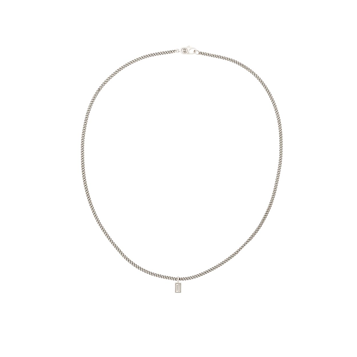De Multi Chain Nathalie Armband is een symbool van innovatie en verfijning binnen onze collectie. Deze armband, met zijn meervoudige schakelontwerp, belichaamt verbinding en veelzijdigheid. Elke schakel is zorgvuldig handgemaakt van gerecycled zilver en weerspiegelt het vakmanschap en de passie van onze ambachtslieden. Deze armband is niet zomaar een sieraad; het is een statement van kracht, elegantie en individualiteit. Geïnspireerd door verbinding zijn de schakels met elkaar verwoven, wat resulteert in een tijdloos ontwerp dat zowel modern als klassiek aanvoelt. De Multi Chain Nathalie Armband geeft een unieke en opvallende look. Draag het als een viering van jouw unieke pad en de vele connecties die je onderweg maakt. Wij geloven dat ieder sieraad een eigen ziel heeft, wat betekent dat voor jou?