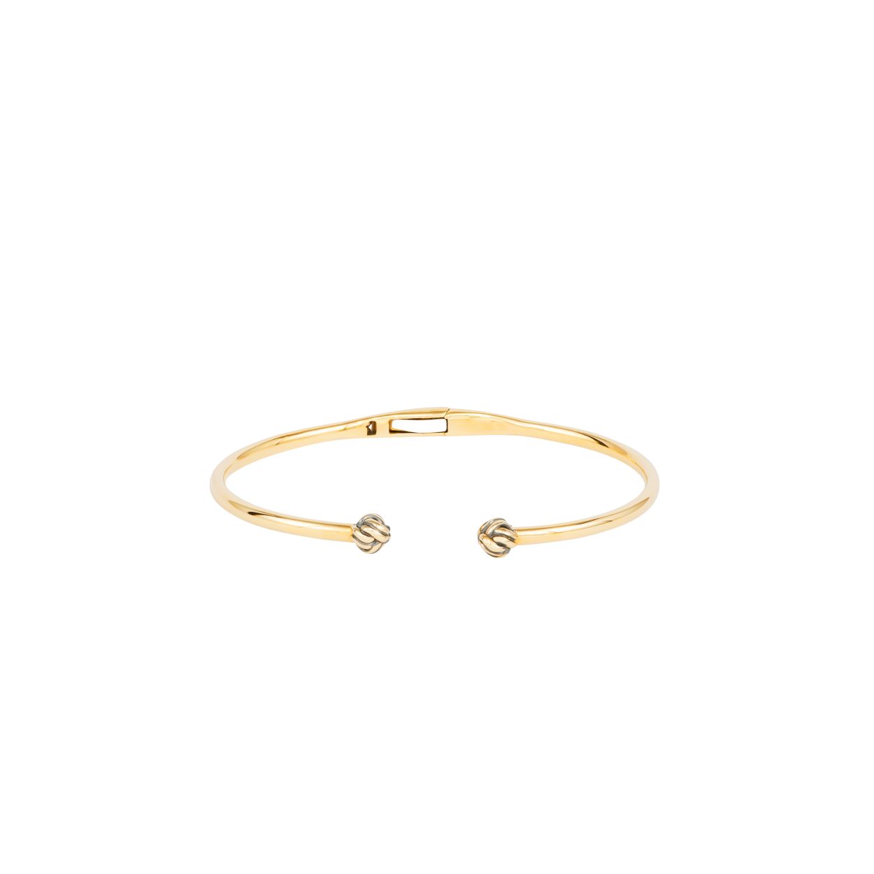 Deze armband uit de populaire Refined collectie heeft een verfijnd en elegant ontwerp. Het design is gebaseerd op de bekende schakel van de Katja familie, waardoor het direct herkenbaar is voor Buddha to Buddha fans. In de Refined collectie hebben onze sieraden een verfijndere look maar nog steeds stoer en passend bij items uit de Heritage collectie! De sieraden zijn handgemaakt en vervaardigd uit 14kt goud.