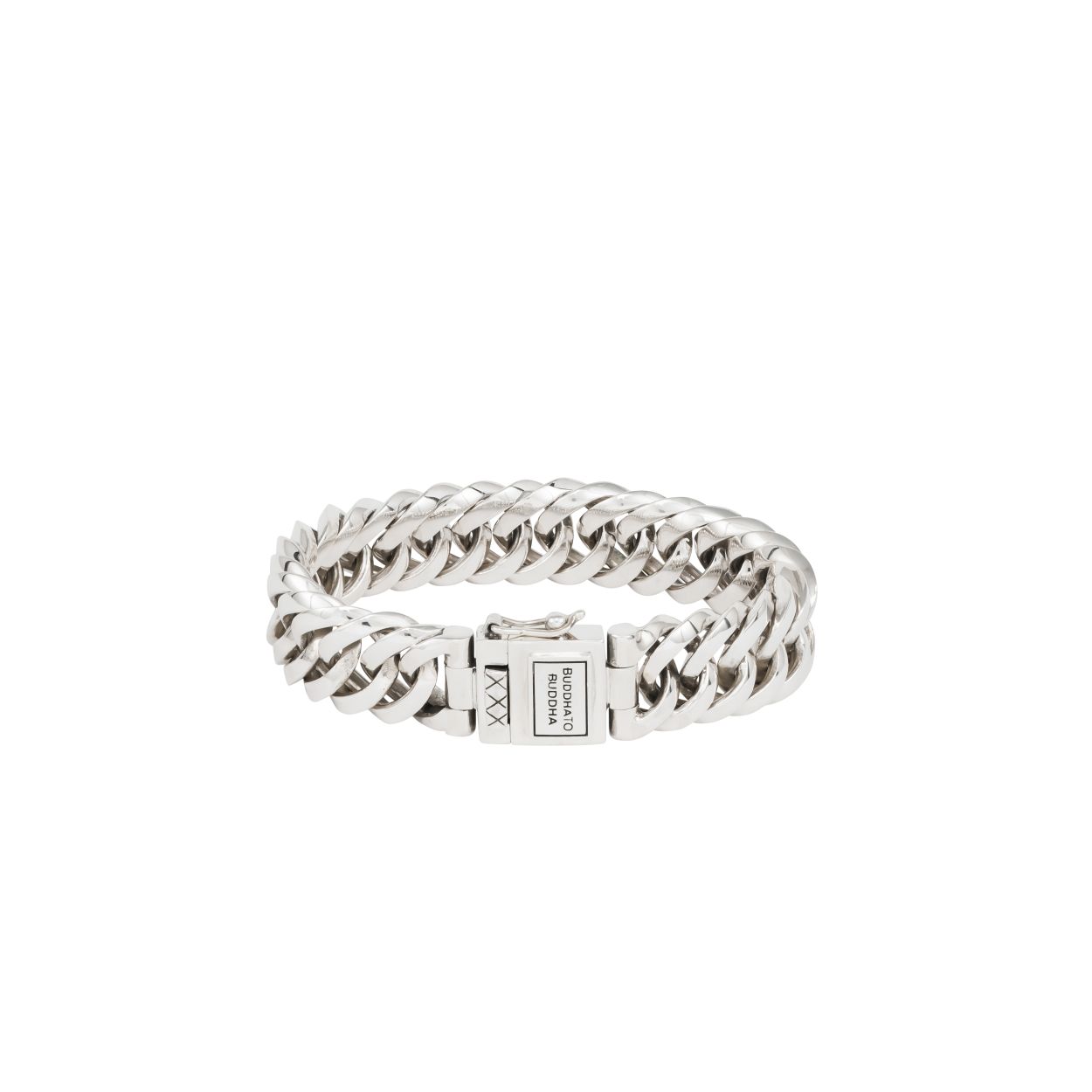 De Chain Small armband is een echte bestseller op basis van de Chain schakel en staat bekend om zijn opvallend gevormde zilveren schakels. De Chain Small armband is kleiner dan de Chain Big armband, maar groter dan de Chain XS armband. Handgemaakt en tijdloos, de sterling zilveren armband kan perfect worden gecombineerd met andere sieraden uit de Chain familie, bijvoorbeeld de Chain ring of oorbellen.