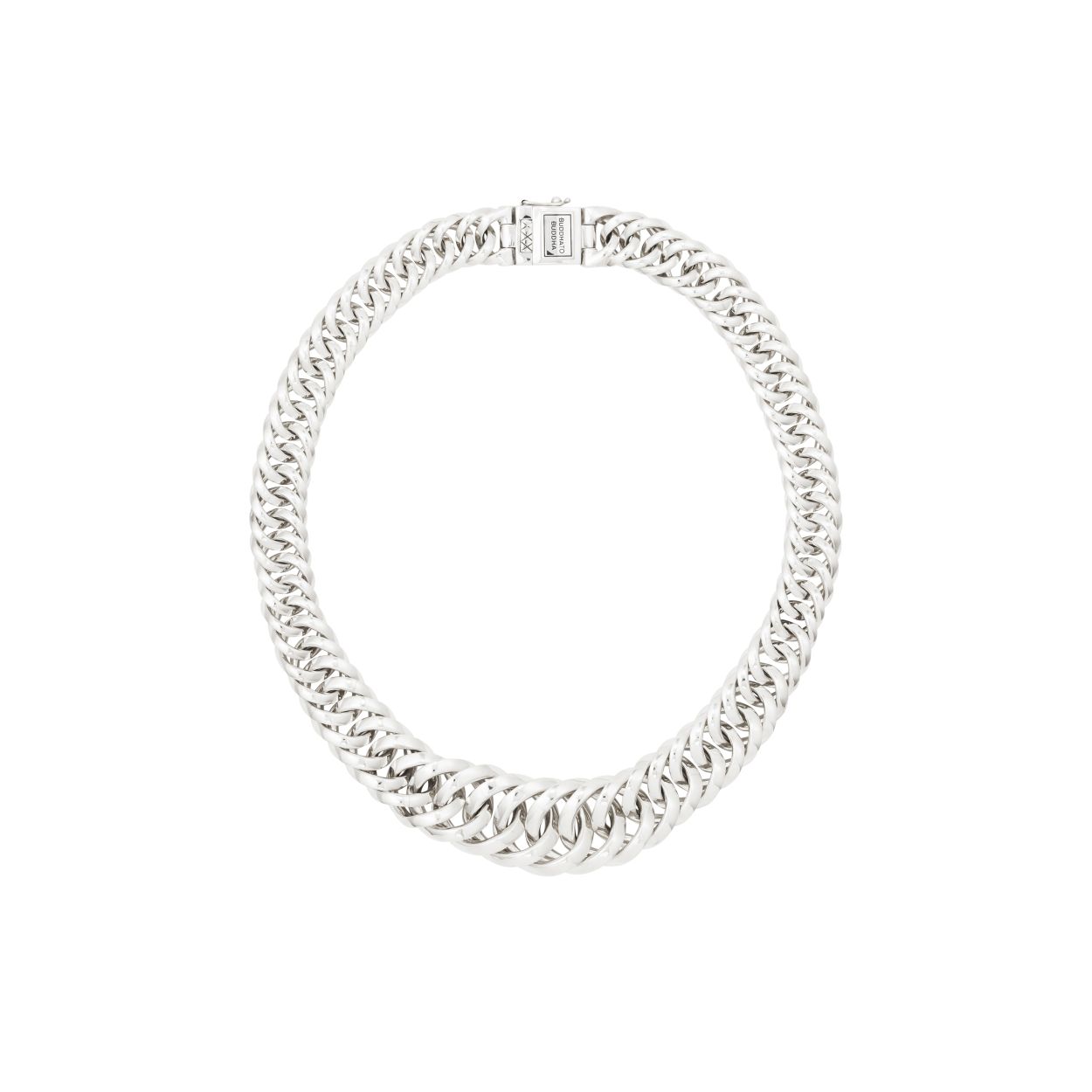 Fan van een stoere look? Dan is deze Chain Gradient Necklace dé perfecte match voor jou. De handgemaakte 925 sterling zilveren ketting is een echte eye-catcher en de schakels vormen zich mooi om de hals.