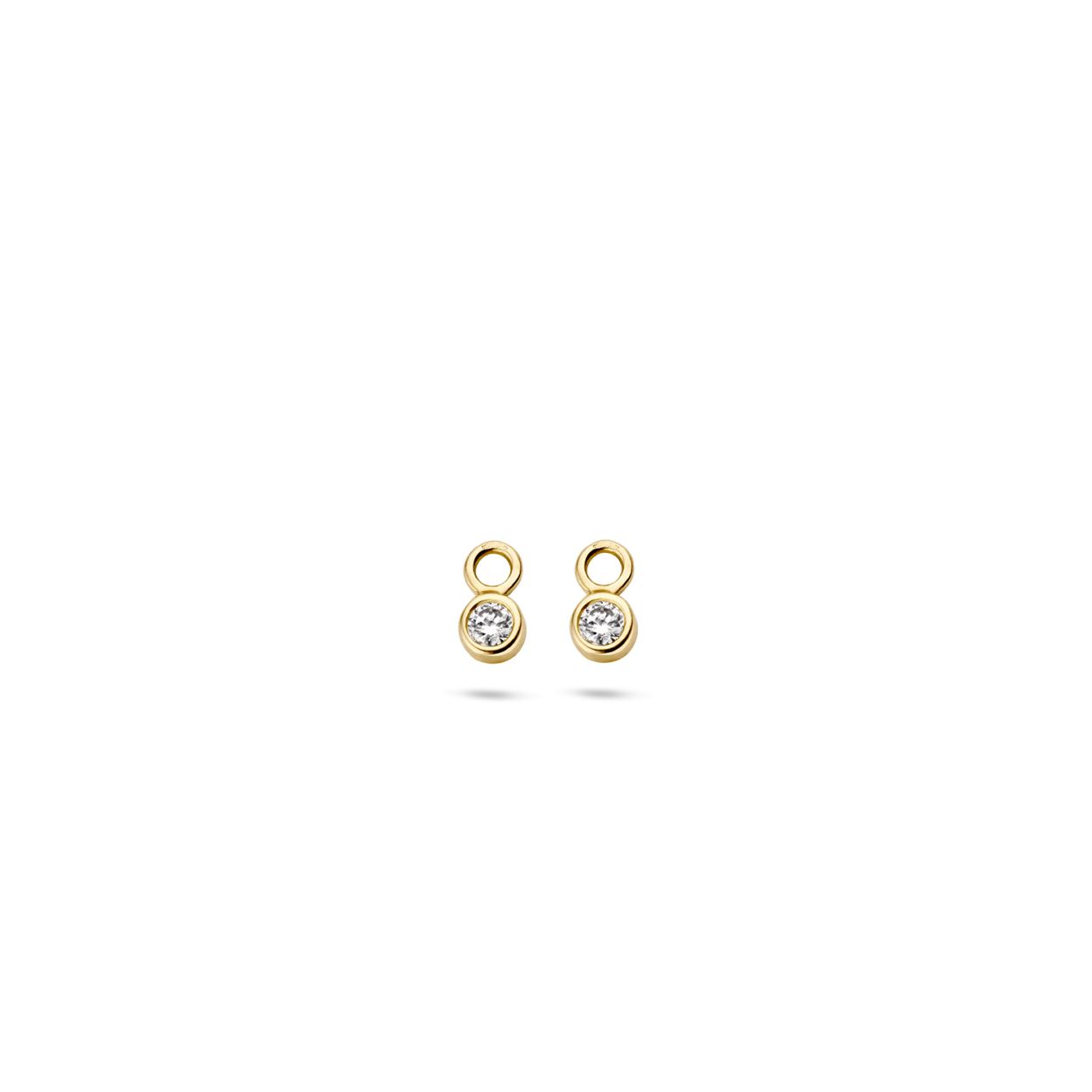 Deze oorbedels sprankelen met witte zirkonia van 3,45 mm breed. Je schuift ze eenvoudig om een oorring met maximaal 1,75 mm doorsnede. Ze zijn gemaakt van 14k geelgoud en geven een geheel eigen touch aan jouw oorringen.