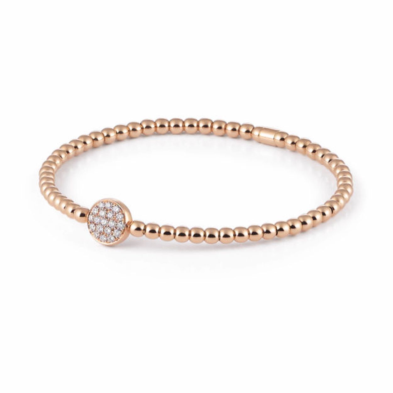 Deze prachtige 18krt rosegouden stretchy armband van Al Coro is voorzien van 19 briljant geslepen diamanten, 0.24ct H SI.

Simply elegant!
Deze tedere armbanden met 18 karaats gouden parels en diamant kunnen gemakkelijk om de pols worden geschoven.
