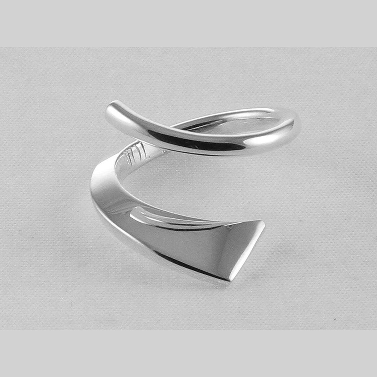 AG04109 Ring slag model open