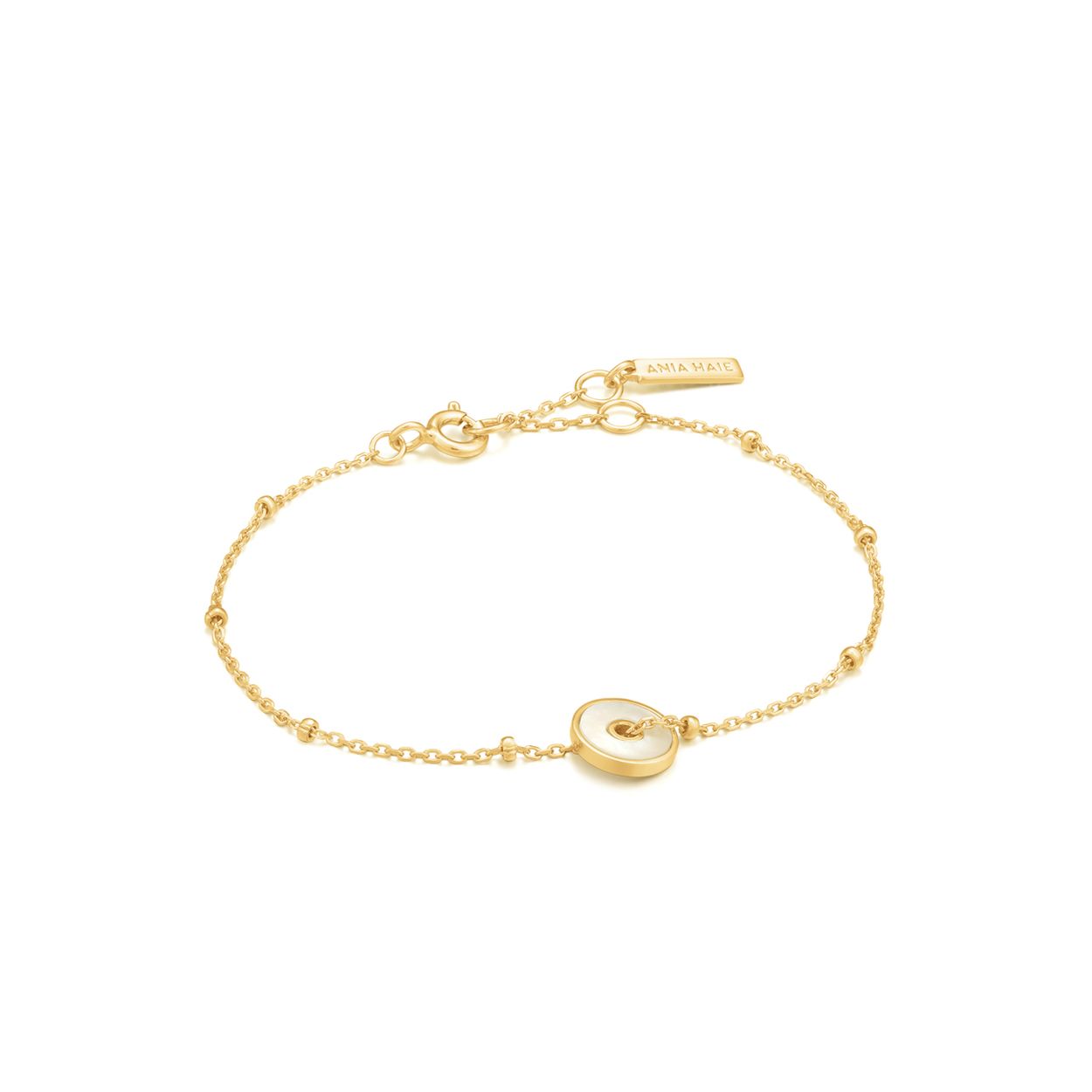 MOTHER OF PEARL DISC BRACELET 
Deze Ania Haie armband uit de serie Hidden Gem is 925 zilver gerhodineerd met gold plating. De Hidden Gem serie omarmt de natuur met de turquoise en parelmoeren elementen!

HET MERK
Ania Haie is een trendy london-based sieradenmerk. De sieraden zijn allemaal 925 zilver gerodineerd, 14kt gold plated of 14kt rosegold plated. De sieraden zijn perfect om te combineren, maar opvallend genoeg om op zichzelf te dragen. 

SPECIFICATIES
- Mother of pearl Disc Bracelet
- Armband
- 925 zilver gerhodineerd met gold plating
- 16,5 - 18,5cm
- AH B022-01G