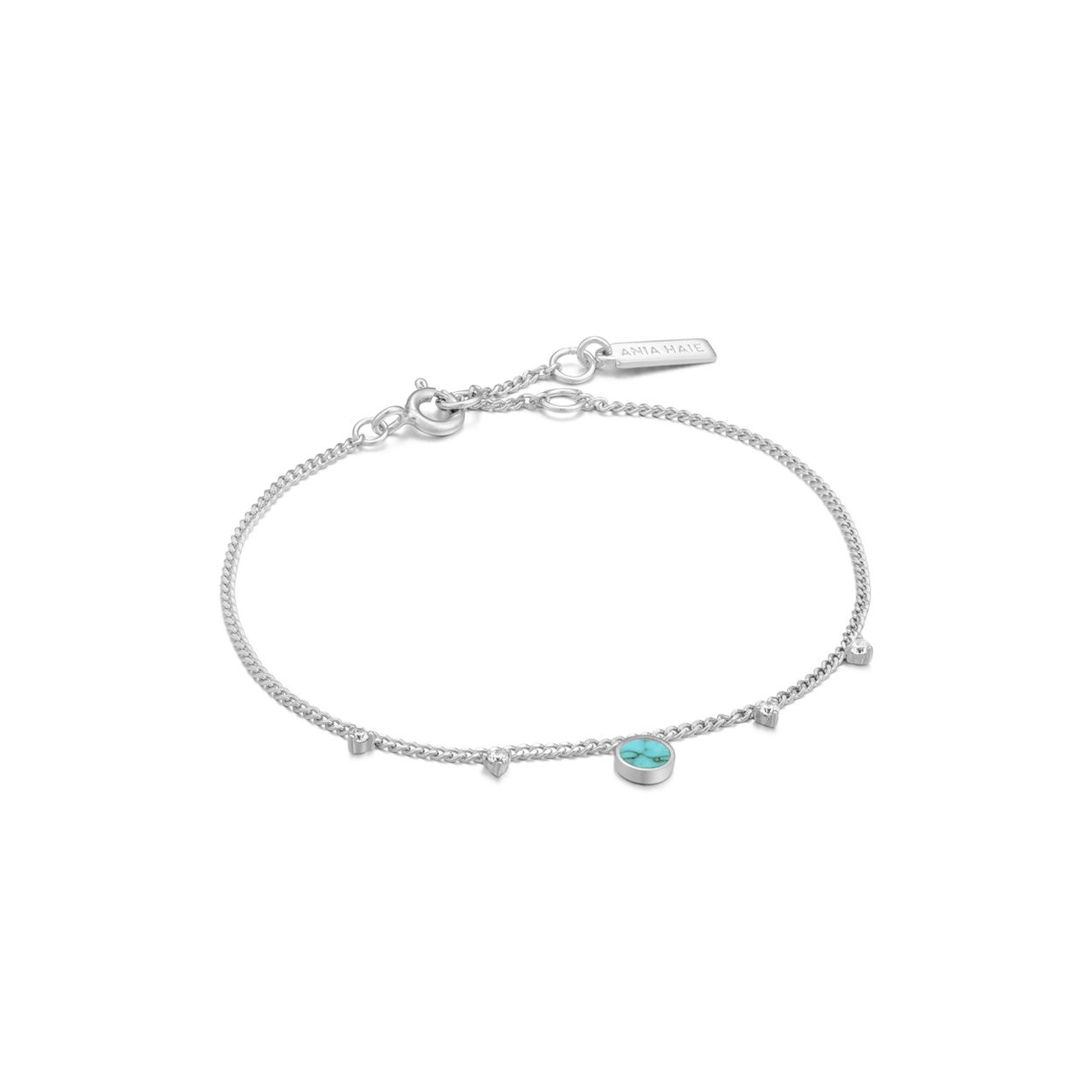 TURQUOISE DROP DISC BRACELET
Deze Ania Haie armband uit de serie Hidden Gem  is 925 zilver gerhodineerd. De Hidden Gem serie omarmt de natuur met de turquoise en parelmoeren elementen!

HET MERK
Ania Haie is een trendy london-based sieradenmerk. De sieraden zijn allemaal 925 zilver gerodineerd, 14kt gold plated of 14kt rosegold plated. De sieraden zijn perfect om te combineren, maar opvallend genoeg om op zichzelf te dragen. 

SPECIFICATIES
- Turquoise Drop Disc Bracelet
- Armband
- 925 zilver gerhodineerd
- 16,5 - 18,5cm
- AH B022-03H