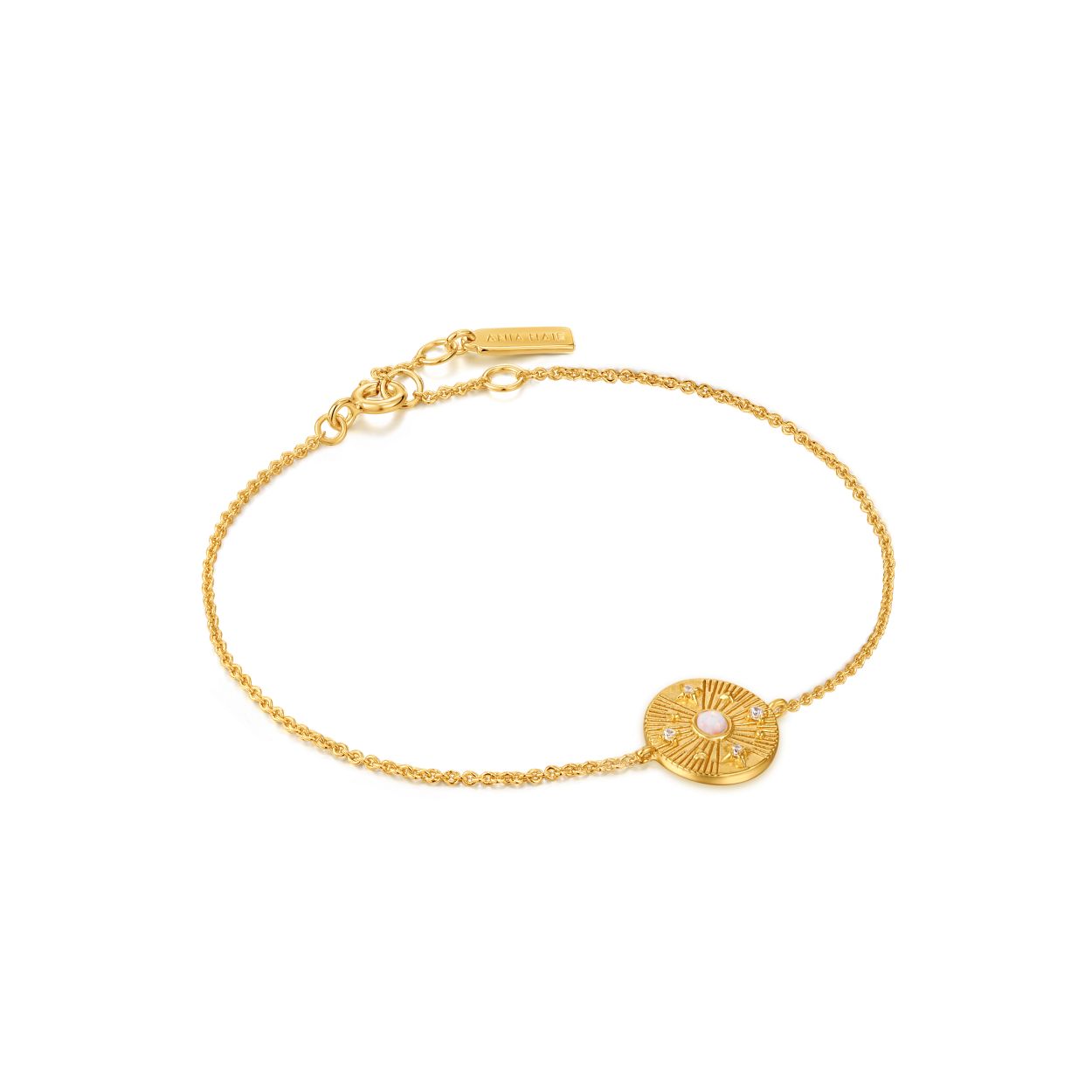 Gold Scattered Stars Kyoto Opal Disc Bracelet
Deze 14K gold plated Scattered Stars Kyoto Opal Disc Bracelet uit de Rising Star-collectie van Ania Haie is een opvallende toevoeging aan je armbandencollectie! De armband bestaat uit een disc met hierin een prachtige Kyoto opaal. Door de bijzondere schittering is het d� perfecte keuze voor zowel overdag als in de avond. 

HET MERK
Ge�nspireerd door de laatste fashion trends is Ania Haie het toonaangevende sieradenmerk voor hoogkwalitatieve maar ook betaalbare zilveren sieraden. zonder op de kwaliteit in te leveren. Iedere collectie is gebaseerd op de laatste catwalktrends. waardoor Ania Haie snel tot h�t sieradenmerk voor stijlbewuste consumenten is verkozen. Elk sieraad wordt ontworpen om te combineren met andere sieraden waardoor je je eigen look kunt cre�ren. Maar ook zijn Ania Haie sieraden opvallend genoeg om op zichzelf te dragen. Sieraden uit de Ania Haie collectie zijn altijd gemaakt van 925 zilver met een finish van rhodium of van 14kt goud.

SPECIFICATIES
- Gold Scattered Stars Kyoto Opal Disc Bracelet
- Armband
- 925 zilver met 14K gold plating
- Lengte verstelbaar: 16.5 - 18.5cm
- AH B034-02G