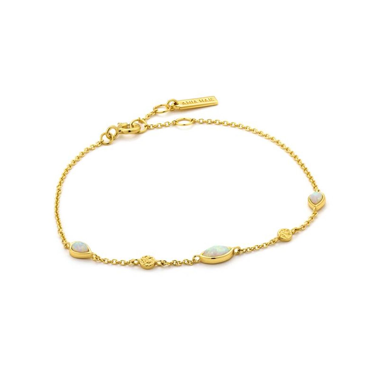 Ania Haie ‘Opal Colour Bracelet’ uit de serie Mineral Glow. De Mineral Glow serie bestaat uit opvallende items die goed te combineren zijn met de andere collecties.

