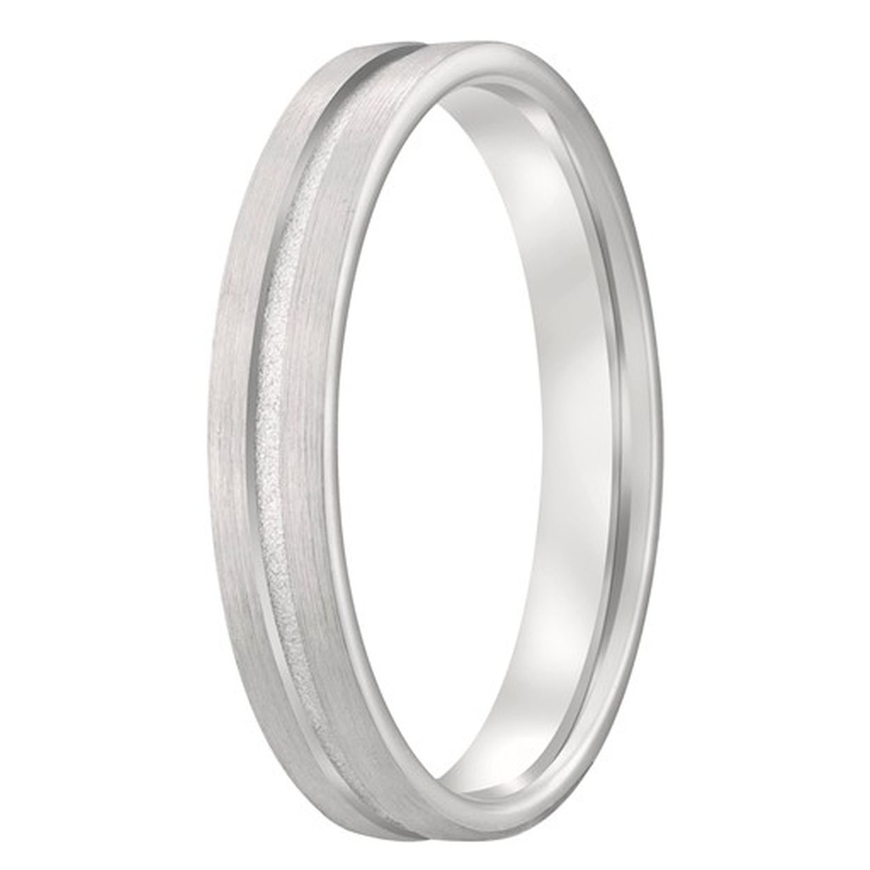 Wat een beauty is deze zilveren ring! Mooi gematteerd met hierin een elegant verlaagde middenbaan en uiteraard zorgt de ronde binnenkant voor een heerlijk draagcomfort.