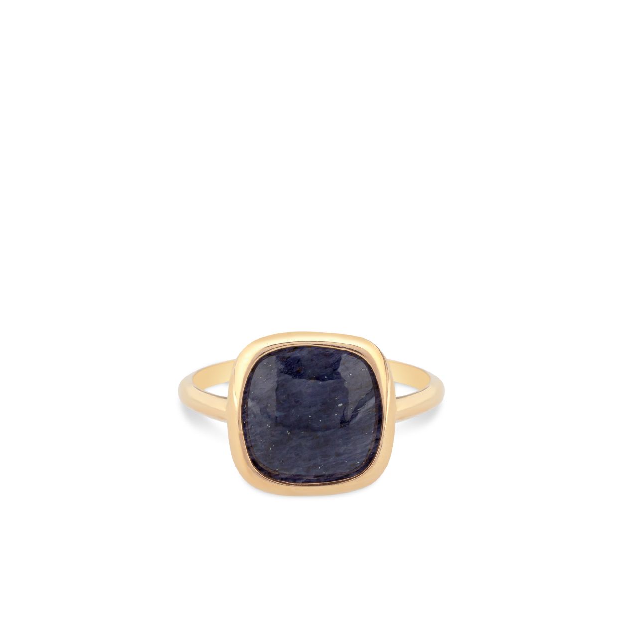 Deze ring is van het merk Italo Bottene. De kleur van het sieraad is geelgoud. Dit sieraad bevat de edelsteen: quartz. De kleur van deze edelsteen is: donkerblauw.