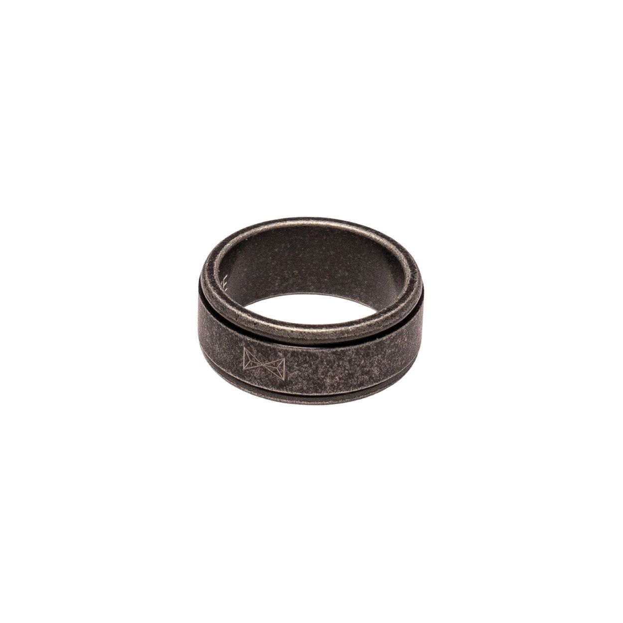 Deze ring is van het merk AZE Jewels. Het is een herensieraad gemaakt van edelstaal. De ring is  van kleur.