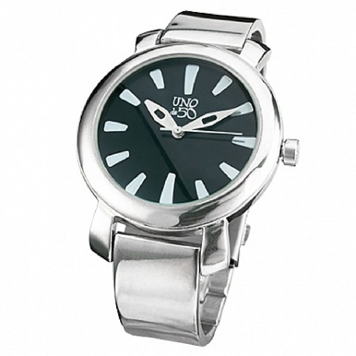 Dit horloge is van het merk UNO de 50. Het is een unisexhorloge gemaakt van metaal. Het horloge is zwart van kleur. De maat van het sieraad is 21.