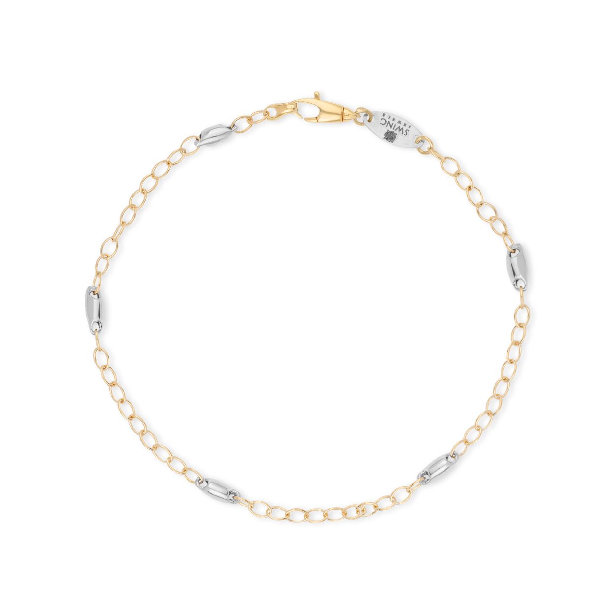 Dit is een armband van het merk Swing Jewels. Dit sieraad is gemaakt van goud.