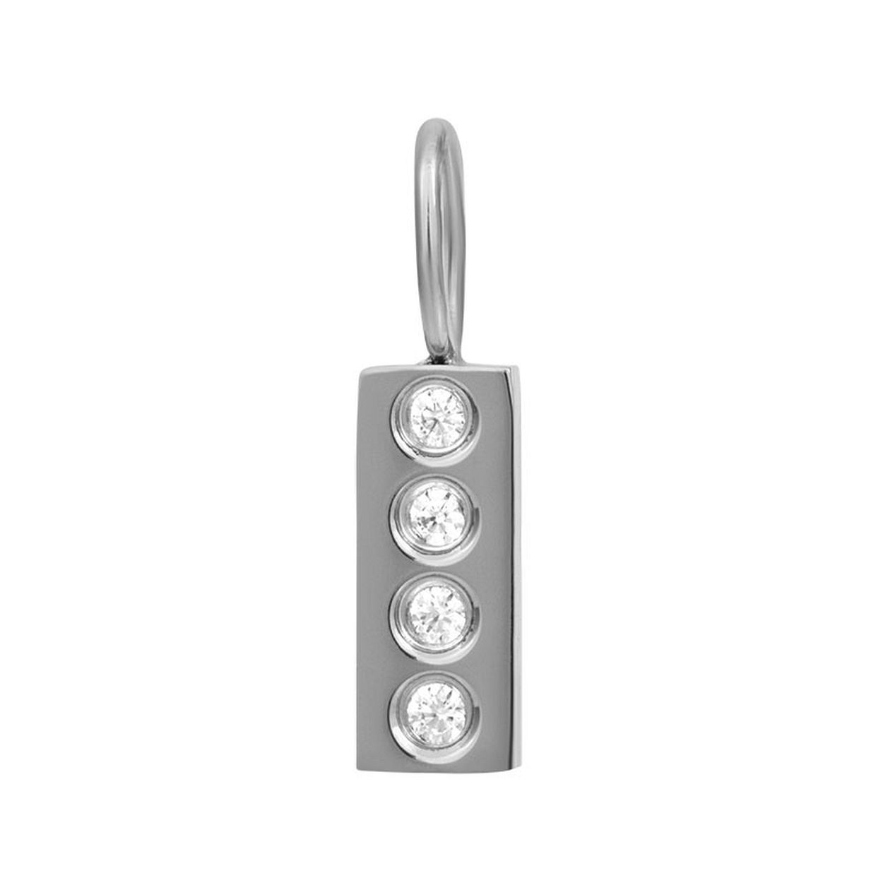 Deze hanger is van het merk iXXXi JEWELRY. Het is een damessieraad gemaakt van edelstaal. De hanger is zilver van kleur.