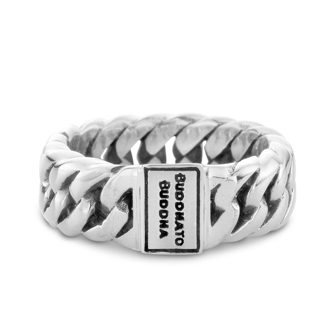 De Buddha to Buddha Chain Small Ring: afgeleid van de Chain Armband en een ware bestseller. Handgemaakt en tijdloos zoals alle Buddha to Buddha sieraden. De zilveren ring laat zich perfect combineren met andere Buddha to Buddha sieraden. De Chain Small Ring is kleiner dan de Chain Ring.