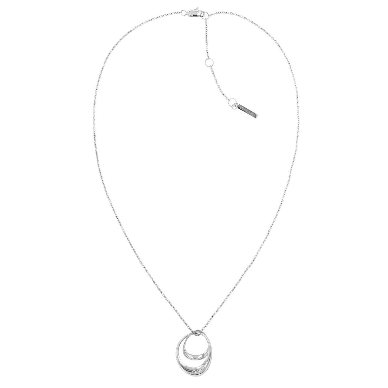 Calvin Klein CJ35000009 Dames Ketting Staal 45cm
Deze stalen damesketting van Calvin Klein met nr CJ35000009 heeft een verfijnde uitstraling. De zilverkleurige ketting heeft een ankerschakel en een opengewerkte hanger in de vorm van een druppel waar de ketting doorheen geregen is. De ketting heeft een totale lengte van 45cm en is op verschillende lengtes te dragen door de tussenogen. Leuk te combineren met andere sieraden uit deze lijn van Calvin Klein. 

OVER CALVIN KLEIN
Calvin Klein is een wereldwijd lifestylemerk dat gewaagde, vooruitstrevende idealen en een verleidelijke, vaak minimalistische, esthetiek nastreeft. Calvin Klein werd groot in de jaren 70 door haar mode- en merkjeans collecties. In de jaren 80 lanceerde Calvin Klein haar spraakmakende ondergoed dat uitdrukkelijk van logo �s voorzien was. Vanwege het grote succes is het merk ook succesvol uitgerold in Accessoires, Parfums, Home, Brillen, Golf, Horloges en Sieraden.
Sinds de oprichting in 1968 door Calvin Klein, heeft het merk haar reputatie opgebouwd als leider in de Amerikaanse mode, dankzij een cleane esthetiek en innovatieve ontwerpen. Calvin Klein wil haar publiek verleiden en inspireren door middel van provocerende beelden en opvallende ontwerpen die prikkelen. 

SPECIFICATIES:
- Stalen dames ketting
- Totale lengte 45cm
- Zilverkleurig
- Druppelvorm

