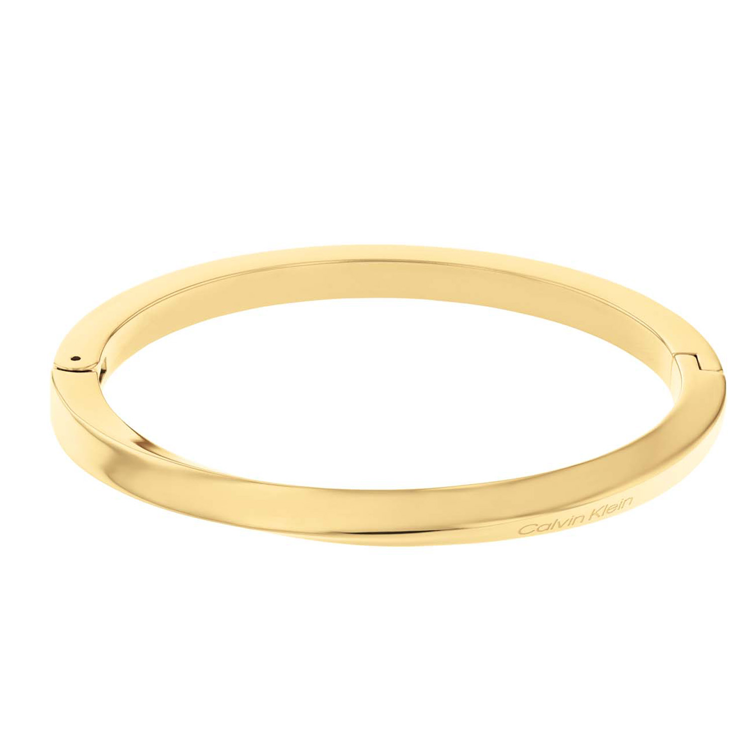 Calvin Klein CJ35000313 Dames Armband Staal Bangle
Deze stalen dames armband van Calvin Klein met nr CJ35000313 heeft een strakke uitstraling. De goudkleurige bangle armband is glimmend en heeft een gravure van het merk aan de onderkant. De armband opent met een scharnier sluiting en is op 1 maat te dragen. Leuk te combineren met andere sieraden van Calvin Klein.

OVER CALVIN KLEIN
Calvin Klein is een wereldwijd lifestylemerk dat gewaagde, vooruitstrevende idealen en een verleidelijke, vaak minimalistische, esthetiek nastreeft. Calvin Klein werd groot in de jaren 70 door haar mode- en merkjeans collecties. In de jaren 80 lanceerde Calvin Klein haar spraakmakende ondergoed dat uitdrukkelijk van logo ’s voorzien was. Vanwege het grote succes is het merk ook succesvol uitgerold in Accessoires, Parfums, Home, Brillen, Golf, Horloges en Sieraden.
Sinds de oprichting in 1968 door Calvin Klein, heeft het merk haar reputatie opgebouwd als leider in de Amerikaanse mode, dankzij een cleane esthetiek en innovatieve ontwerpen. Calvin Klein wil haar publiek verleiden en inspireren door middel van provocerende beelden en opvallende ontwerpen die prikkelen. 

SPECIFICATIES:
- Stalen dames armband
- Bangle
- Goudkleurig
- Glimmend