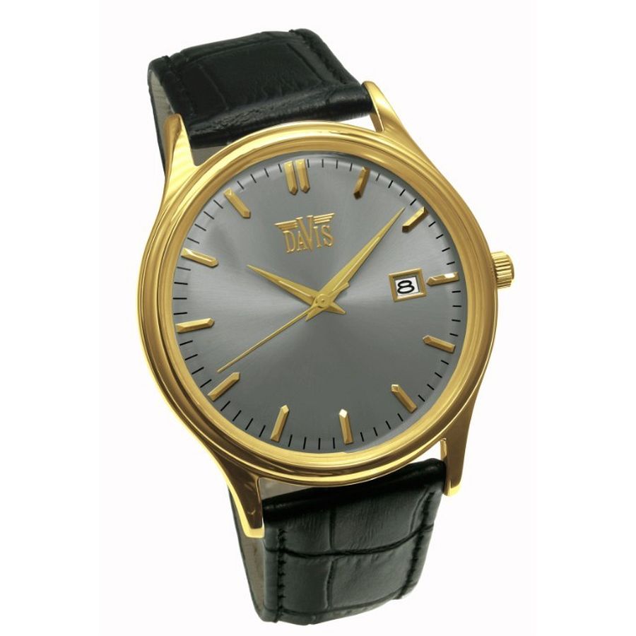Dit Davis horloge, uit de Ambassador collectie, heeft een goudkleurige stalen kast een een leren band met croco print. De wijzerplaat is antraciet met goudkleurige wijzers en indexen.