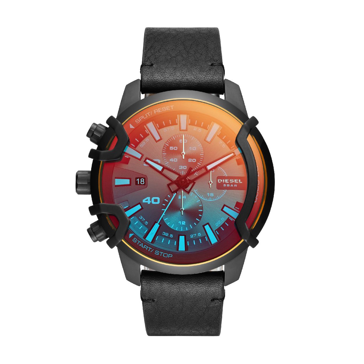 Dit herenhorloge is van het merk Diesel. Het is een chrono horloge met een band gemaakt van leer. De diameter van de kast is 46 mm.
De verdere specificaties van het horloge zijn als volgt:
Bandbreedte (mm): 22
Kastmateriaal: edelstaal
Techniek: quartz