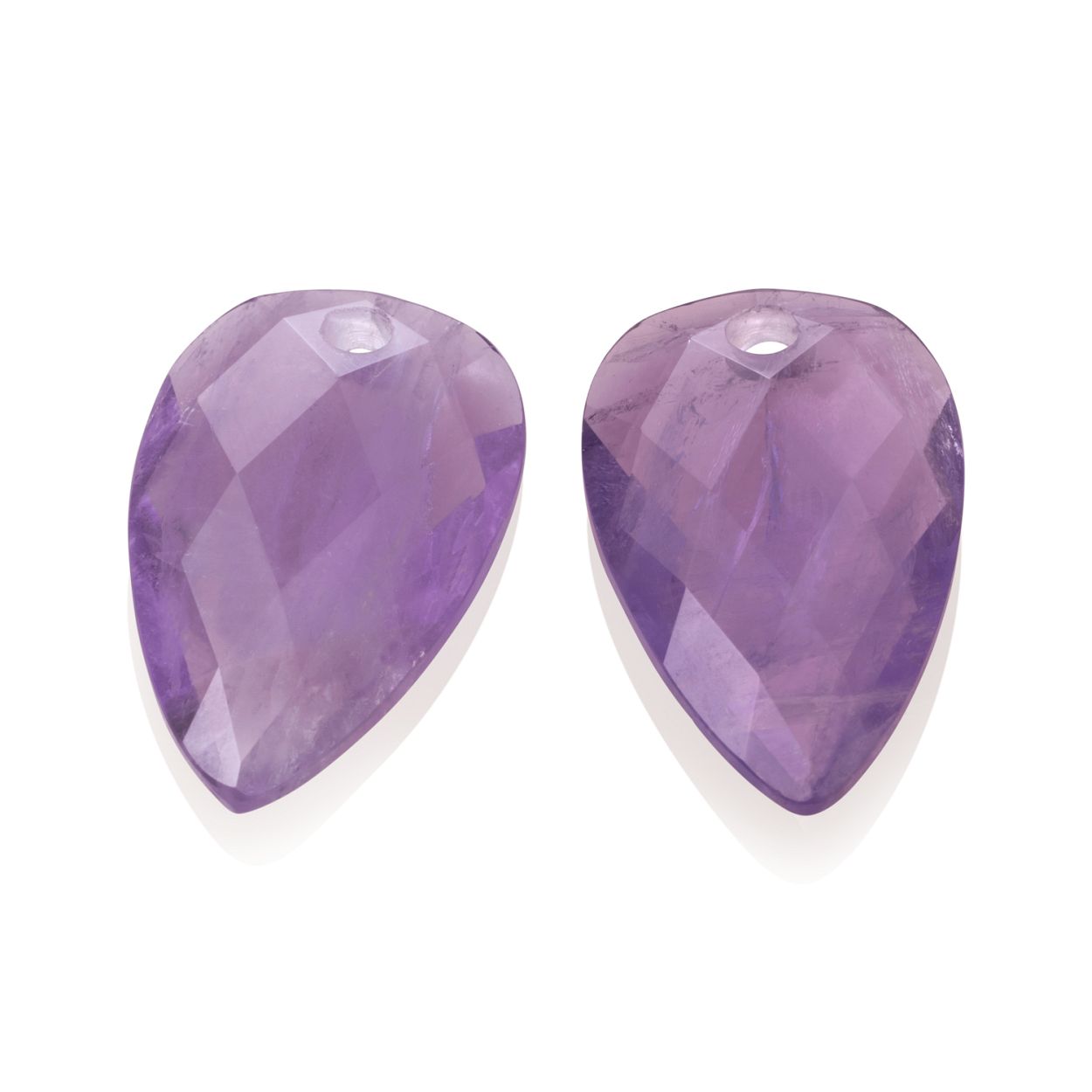 Dit zijn oorknopjes van het merk Sparkling Jewelsin maat 20.