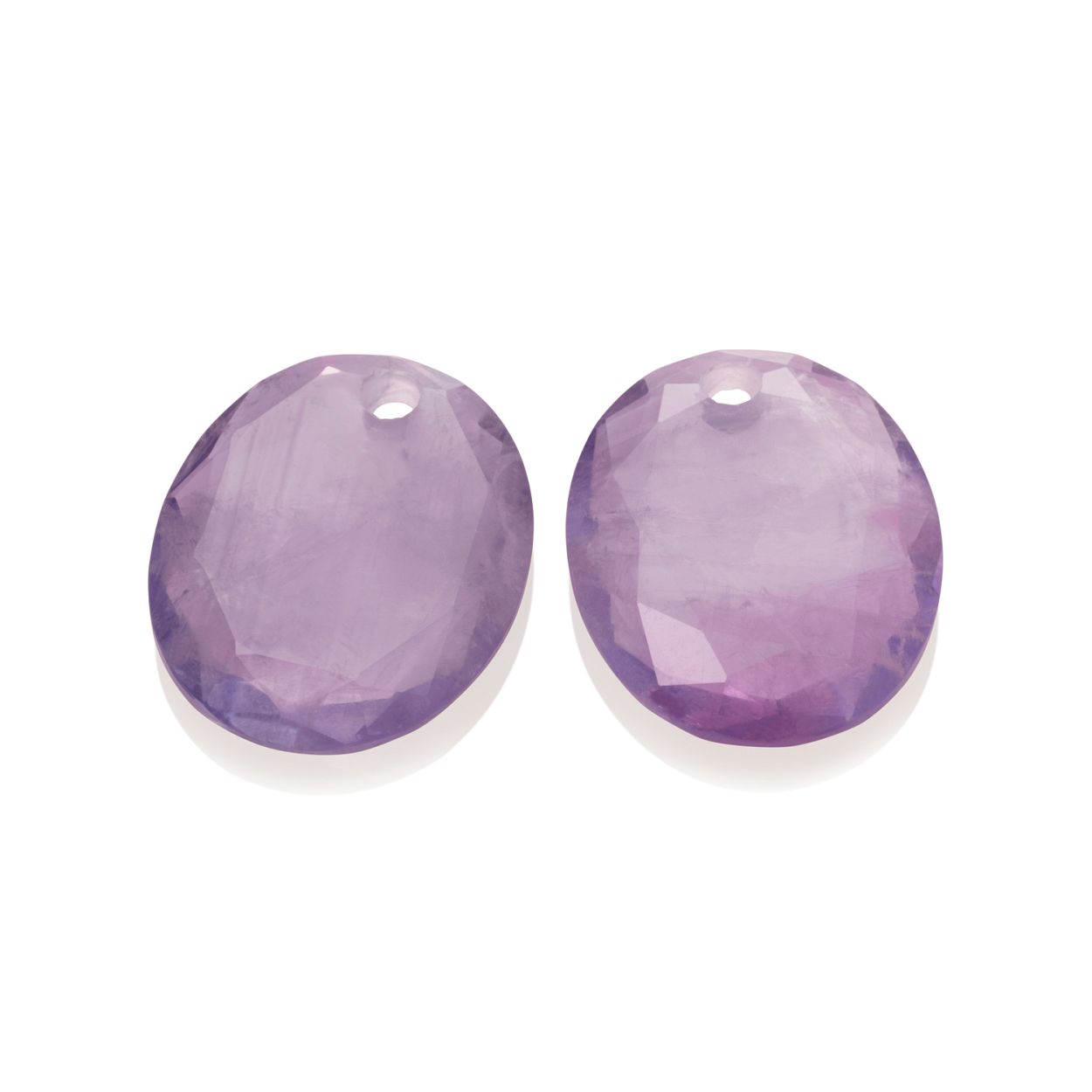 Dit zijn oorknopjes van het merk Sparkling Jewels