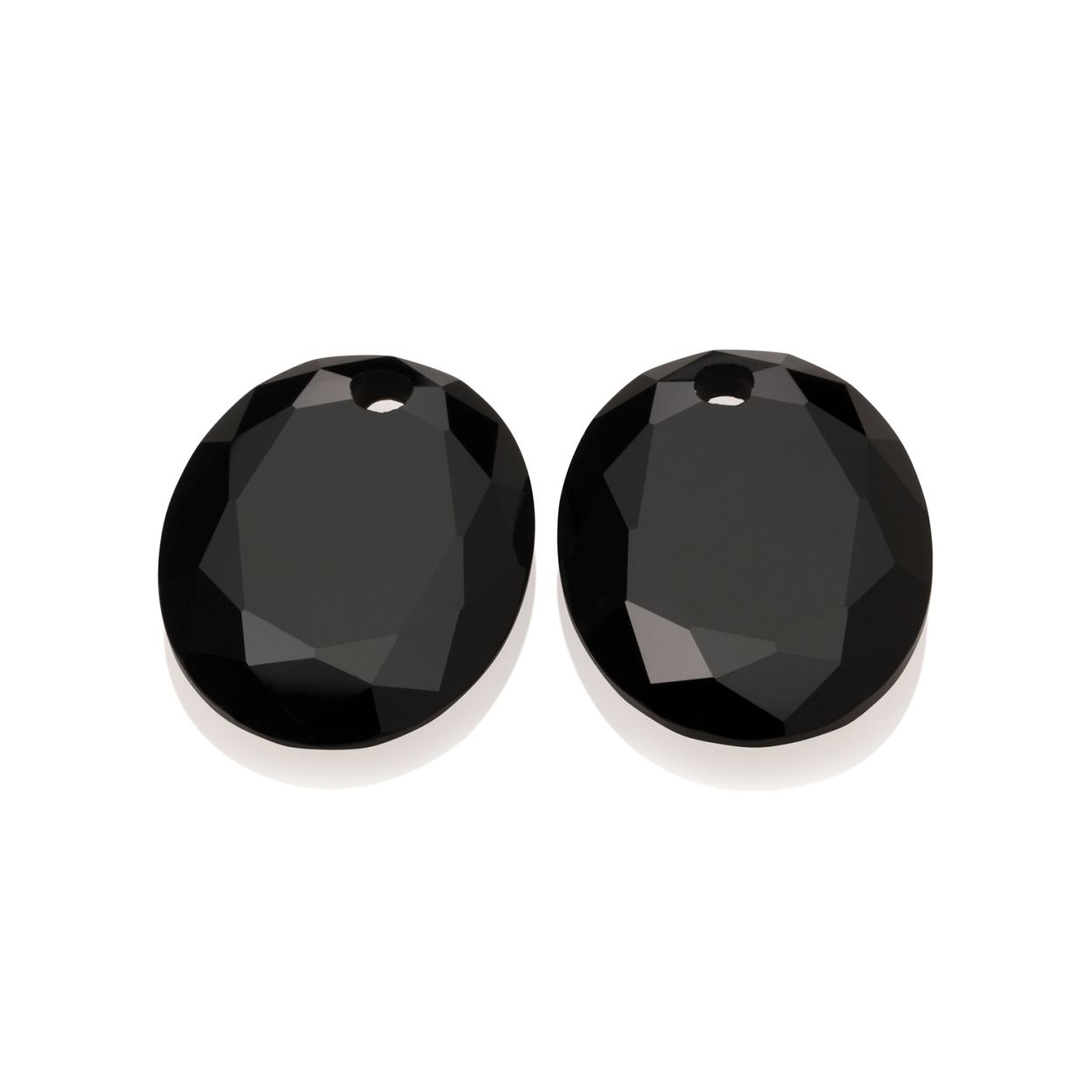 Dit zijn oorknopjes van het merk Sparkling Jewels