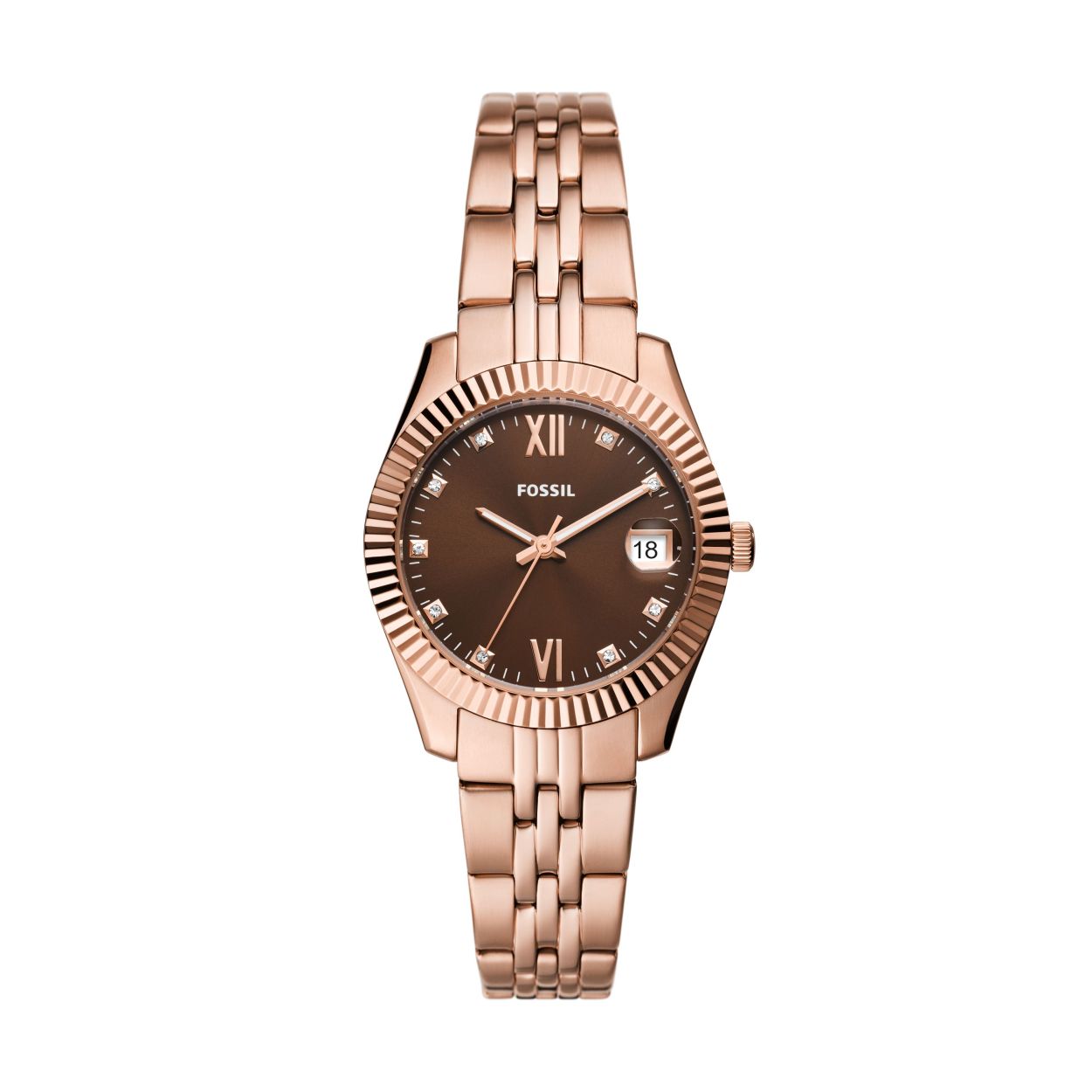 Dit Fossil horloge, uit de Scarlette collectie, heeft een rosé vergulde stalen band en kast met een gecanneleerde bezel. De wijzerplaat is sunray bruin met wit met rosé kleurige wijzers en glinsterende steentjes als indexen.