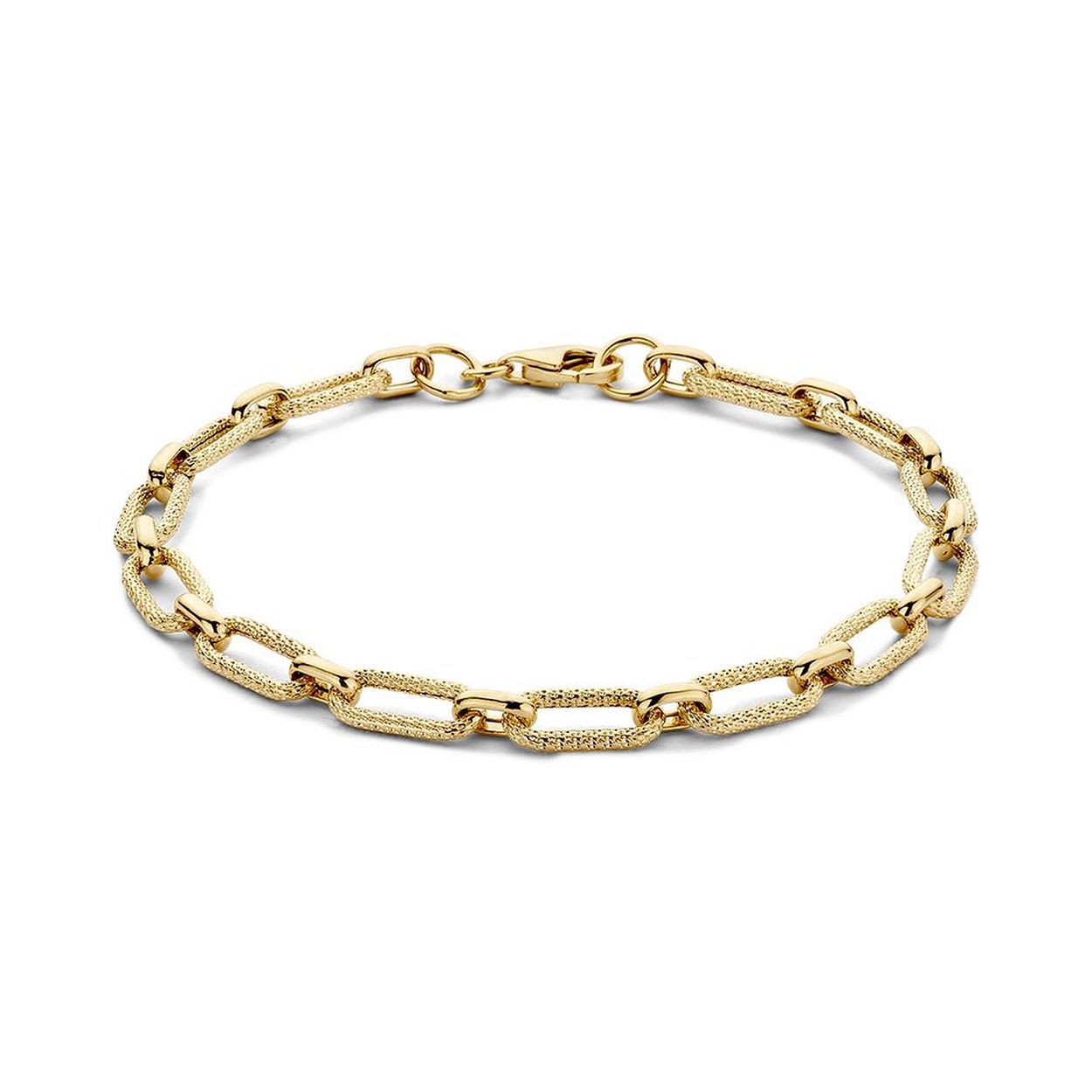 Geelgouden schakelarmband met bewerkte schakels.
