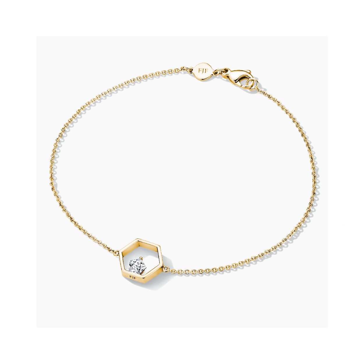 Dit is een armband van het merk FJF Jewellery. De kleur van het sieraad is geelgoud. Dit sieraad bevat de edelsteen: zirconia van swarovski. De kleur van deze edelsteen is: wit.