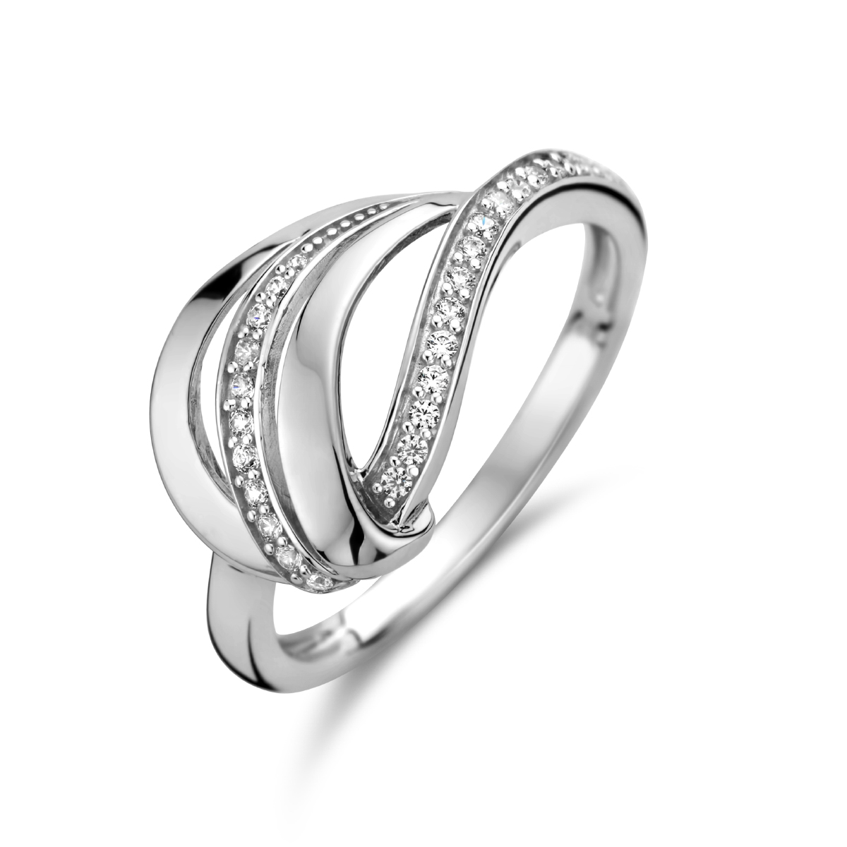 Gerhodineerd 925 zilveren ring uitgevoerd met schitterende zirkonia. De ring heeft een breedte van 11.5 mm.