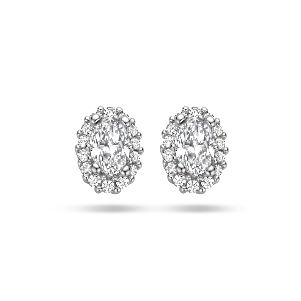 Gerhodineerd 925 zilveren oorknoppen uitgevoerd met zirkonia. De oorknoppen hebben een afmeting van 9x7mm.