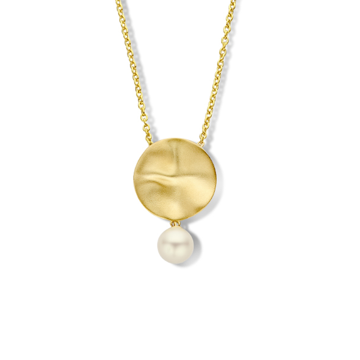 Geelgouden op 925 zilveren collier uitgevoerd met een zoetwaterparel en een karabijn sluiting. Het collier heeft een draaglengte van 41cm en een extensie van 5cm. Geen garantie op de plating.