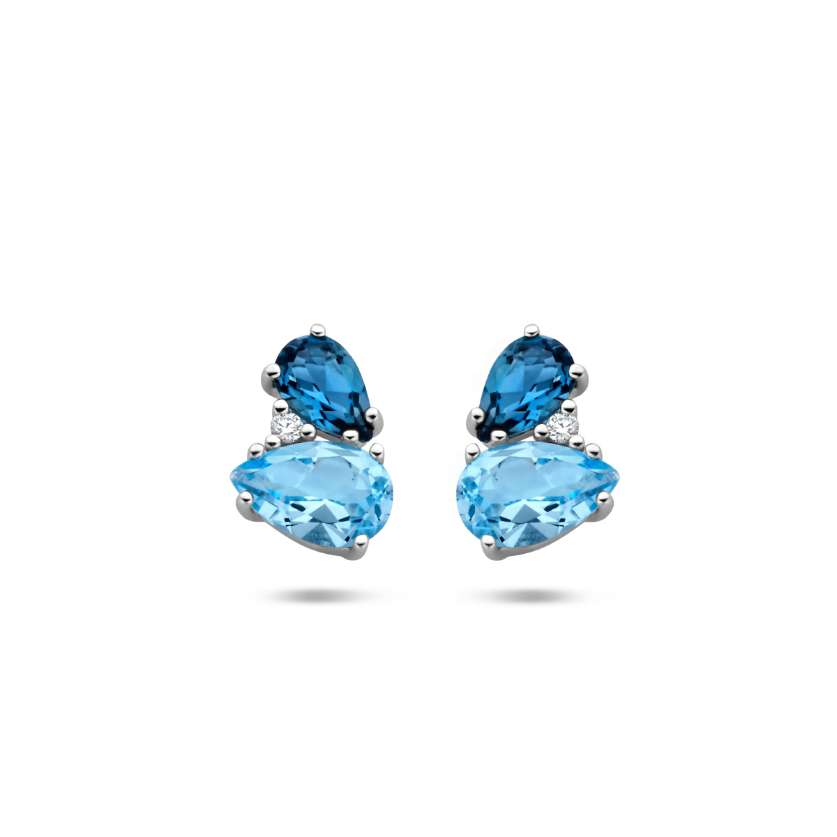 14k Witgouden oorknoppen uitgevoerd met schitterende diamant, london blue en blauw topaas.