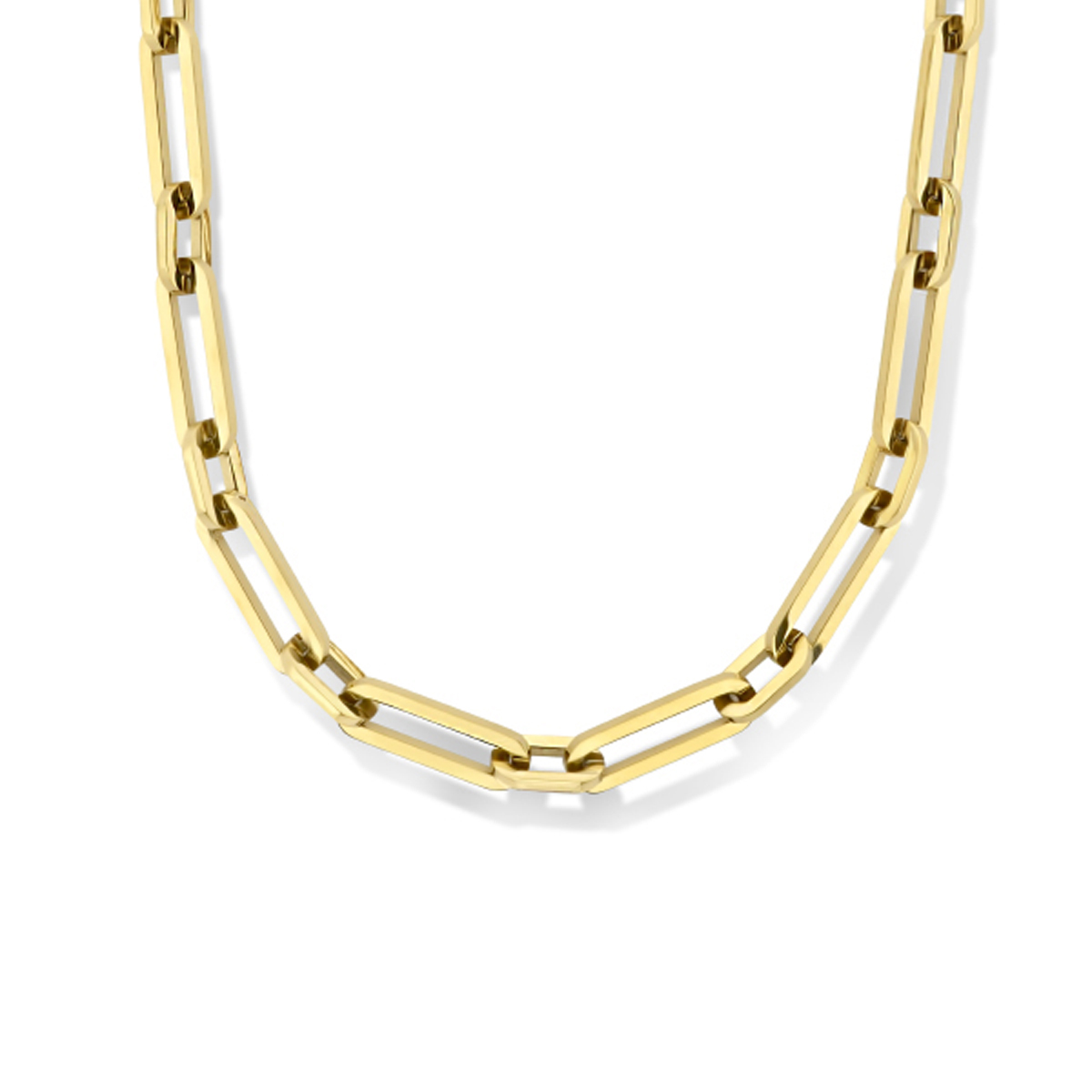 Stalen paperclip collier met een goudkleurige ion plating. Uitgevoerd met een karabijn sluting en een schakelbreedte van 8mm. Het collier heeft een draaglengte van 43cm met een extensie van 3cm. Geen garantie op plating.