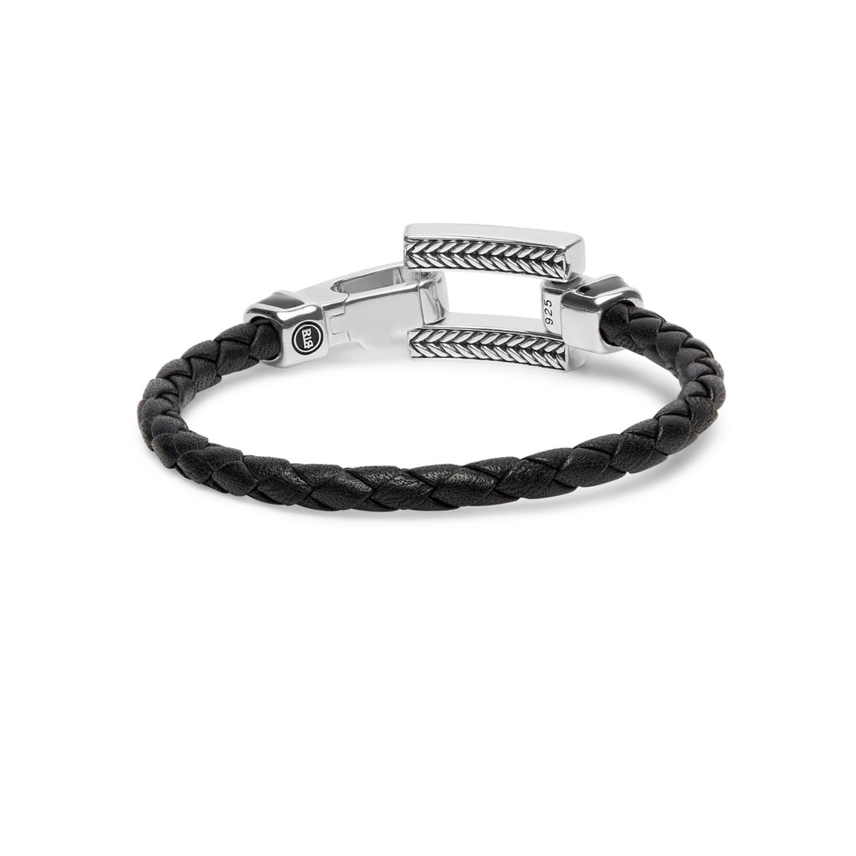 Deze modieuze lederen variant van de Ben schakel heeft een gedetailleerd en elegant ontwerp. De sluiting is gemaakt van 925 sterling zilver en betreft een structuur uit de populaire Ellen familie. De Galang Leer is handgemaakt van hoogwaardige leerkwaliteit en heeft subtiele details van sterling zilver. Een stijlvol accessoire en perfect combineerbaar met je zilveren Buddha to Buddha sieraden collectie.