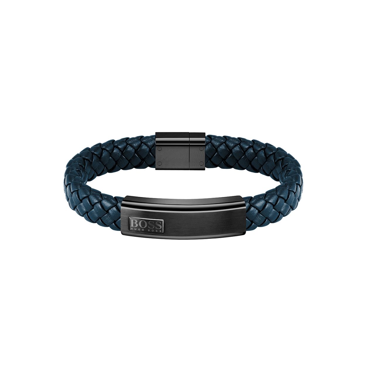 BOSS JEWELS HBJ1580179M LANDER Mannen Armband 19cm
Deze armband van BOSS uit de Lander serie met artikelnr. HBJ1580179M is een armband met een stoer en sportief uiterlijk. De blauwe gevlochten leren herenarmband heeft een zwart stalen plaat in het midden met het BOSS logo en heeft een zwart stalen magneetsluiting. De herenarmband is 19cm lang en 12mm breed. Zeker leuk te combineren met andere BOSS armbanden. 

Het merk:
HUGO BOSS is afgestemd op levensstijlen waar het gaat om kwaliteit en precisie. Het wereldwijde fashionlabel is verdeeld in twee merken: BOSS en HUGO. Het merk BOSS biedt geavanceerde, moderne horloges gericht op kwaliteit en design om een onberispelijke look te cre�ren � of het nu zakelijk, casual of sportief is. Ontdek de nieuwe horlogecollectie die bewijst dat details echt het verschil maken.

Specificaties:
- Artikelnr: HBJ1580179M
- EAN code: 7613272444064
- Brede herenarmband
- Materiaal: Leer
- Lengte: 19cm