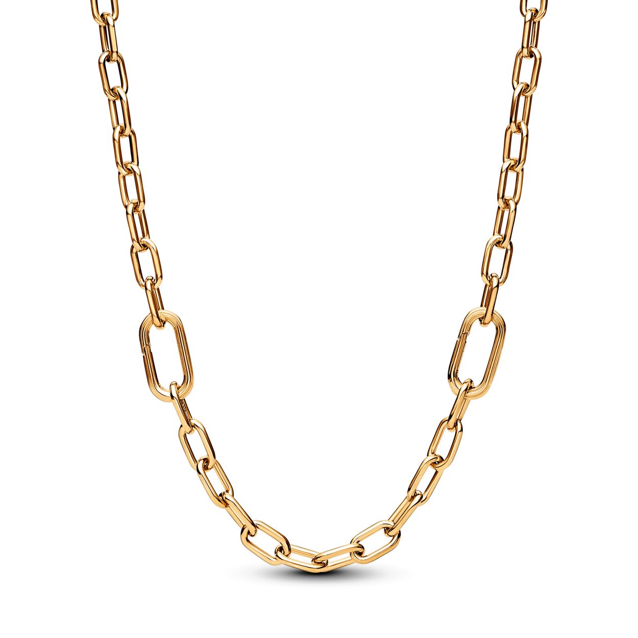 Ga voor een stralende look met de Pandora ME Small-Link Chain Necklace. Dit sieraad dat is verguld met 14-karaat goud en twee lengteopties heeft eindeloze stylingmogelijkheden en past zich aan je stemming en look aan. Draag hem lang of als choker en combineer hem met je lievelingsmedaillonbedels, hangende minibedels en schakels die geopend kunnen worden. Welke vibe je ook voelt, dit item maximaliseert ze.