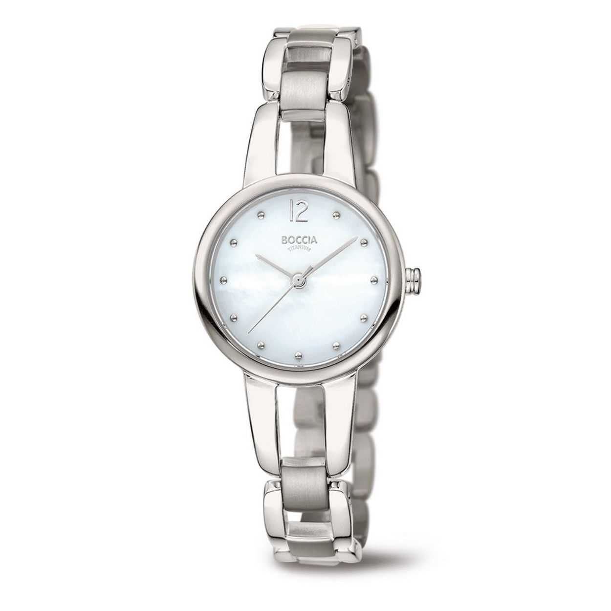 Boccia Titanium 3290-01
Dit dameshorloge van Boccia Titanium heeft een nette uitstraling. De zilverkleurige titanium horlogekast zorgt voor een stijlvolle look en de parelmoer wijzerplaat maakt het horloge chique. Het horloge heeft een ronde kast met een diameter van 28mm, een mineraalglas en is 5ATM. Combineer dit prachtige exemplaar met de andere sieraden van Boccia Titanium voor een complete look. Aan de titanium kast zit een opengewerkte titanium schakelband.

HET MERK
Boccia Titanium is het titanium merk van Nederland, dat zijn oorsprong in Duitsland vindt en is opgericht in het jaar 1992. Ontwikkeld door internationale ontwerpers. Alle titanium componenten van de BOCCIA TITANIUM collectie zijn gemaakt van 99,7% puur titanium; het bijzondere materiaal. Het is licht in gewicht, neemt de temperatuur van de huid aan en is zeer huidvriendelijk. Bovendien is het corrosie- en temperatuurbestendig.

SPECIFICATIES
- Mineraalglas
- Ronde titanium horlogekast, Ø 28mm
- Titanium schakelband
- Parelmoer wijzerplaat
- 5ATM (Regen- & spatwaterdicht)