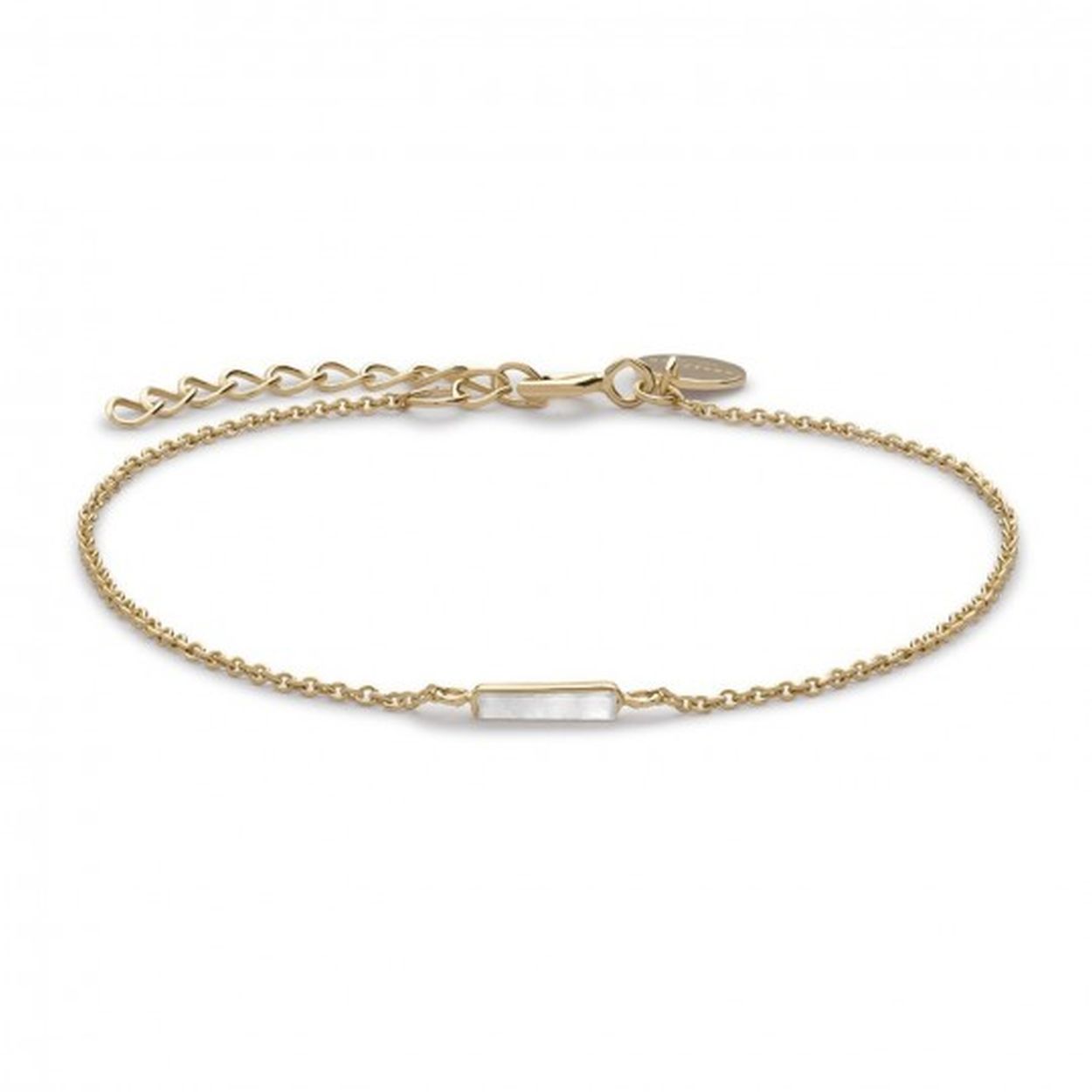 The Mott bracelet is crafted from sterling silver and gold plated with a delicate rose quartz stone set in the center for a subtle downtown look. The bracelet is accented with a delicate Rosefield charm and is adjustable from 16cm up to 19.5cm. Dress up your Mott bracelet with a Rosefield watch and grab a slice of New York City pizza before cocktails at the landmark Lombardi�s pizzeria.
