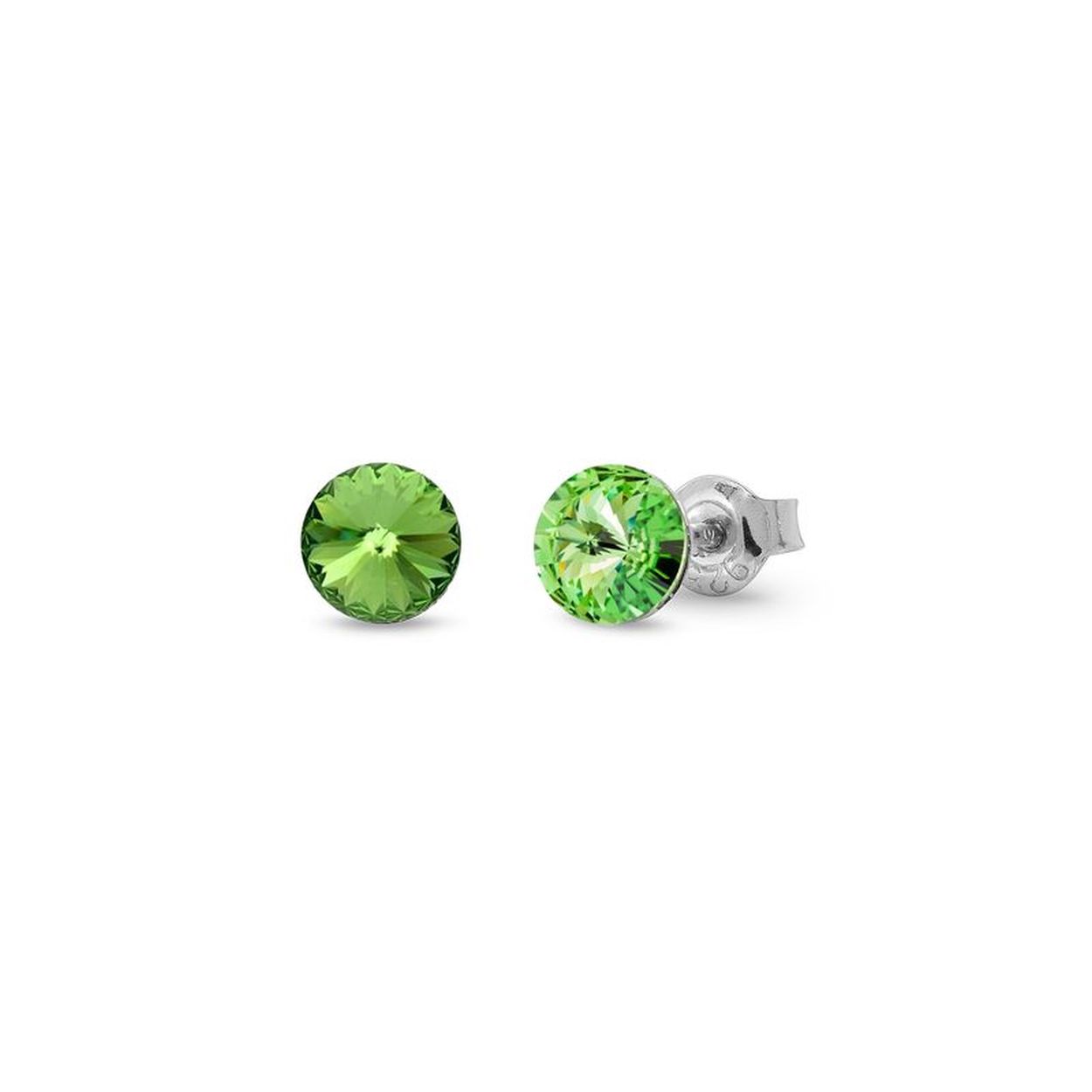 Maak je looks compleet met deze prachtige Small Candy Birthday Studs Oorbellen van SPARK Jewelry voor dames. De kleur Peridot staat voor de maand Augustus.

Zilveren oorstekers met een licht groene, facetgeslepen Swarovski kristal (ø6mm) waar achter een rond zilveren plaatje zit met een slanke steker. De steker is voorzien van een pousette (vlinder) sluiting, waardoor u deze oorstekers gemakkelijk in- en uitdoet. De oorstekers zijn gemaakt van 925 sterling zilver, om een mooie glans te behouden zijn alle sieraden van Spark gerhodineerd.

Maak je look helemaal af door te combineren met de Necklace. Spark Birthday Stone Necklace Peridot NB1122SS29PE.