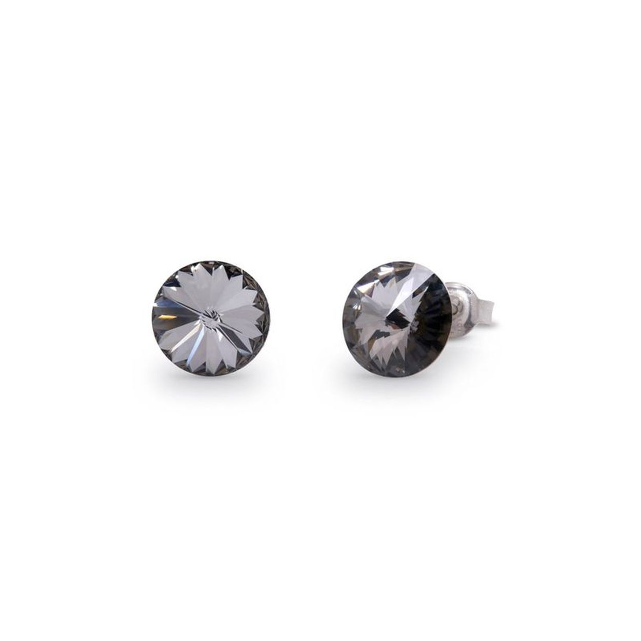 Maak je looks compleet met deze prachtige zilverkleurige nacht Studs Oorbellen van SPARK Jewelry voor dames. De artikelcode is K1122SS39SN.